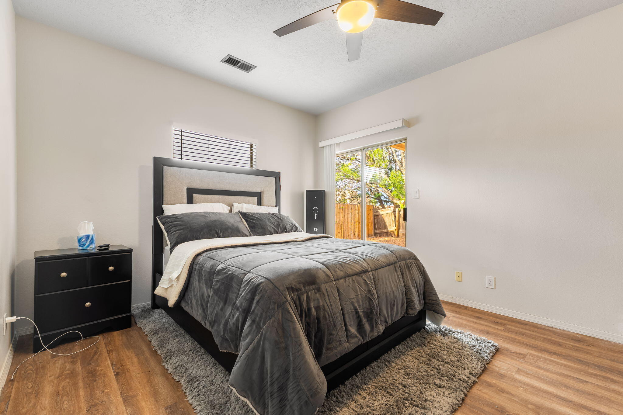 Photo 14 — 7323 Niquel Place NW
