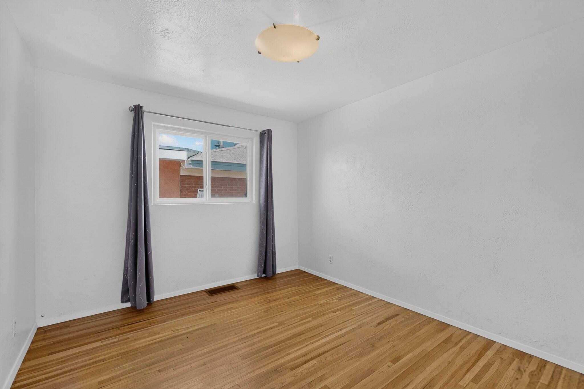 Photo 17 — 7508 Morrow Avenue NE