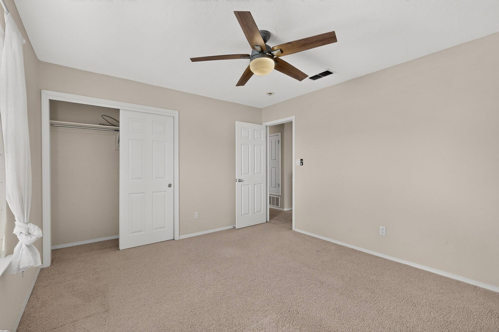 Photo 16 — 9127 Prairie Vista Drive NE