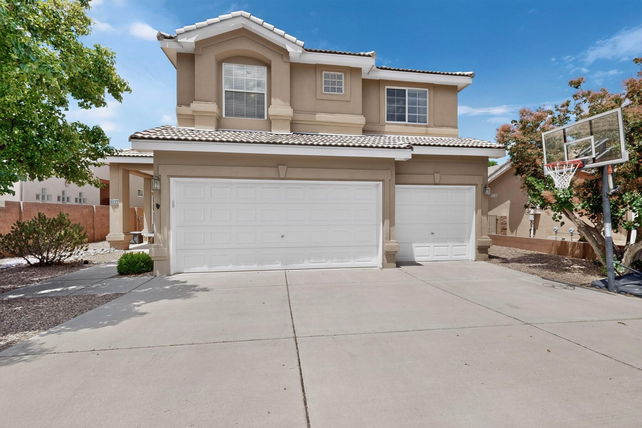 Photo 13 — 9127 Prairie Vista Drive NE