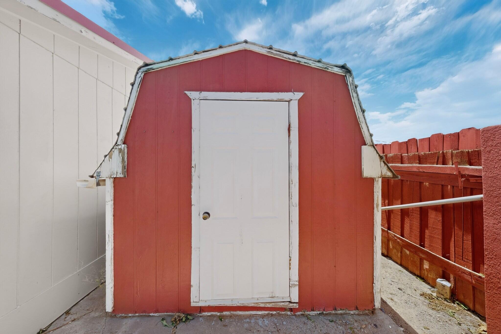 Photo 15 — 804 Franklin Street