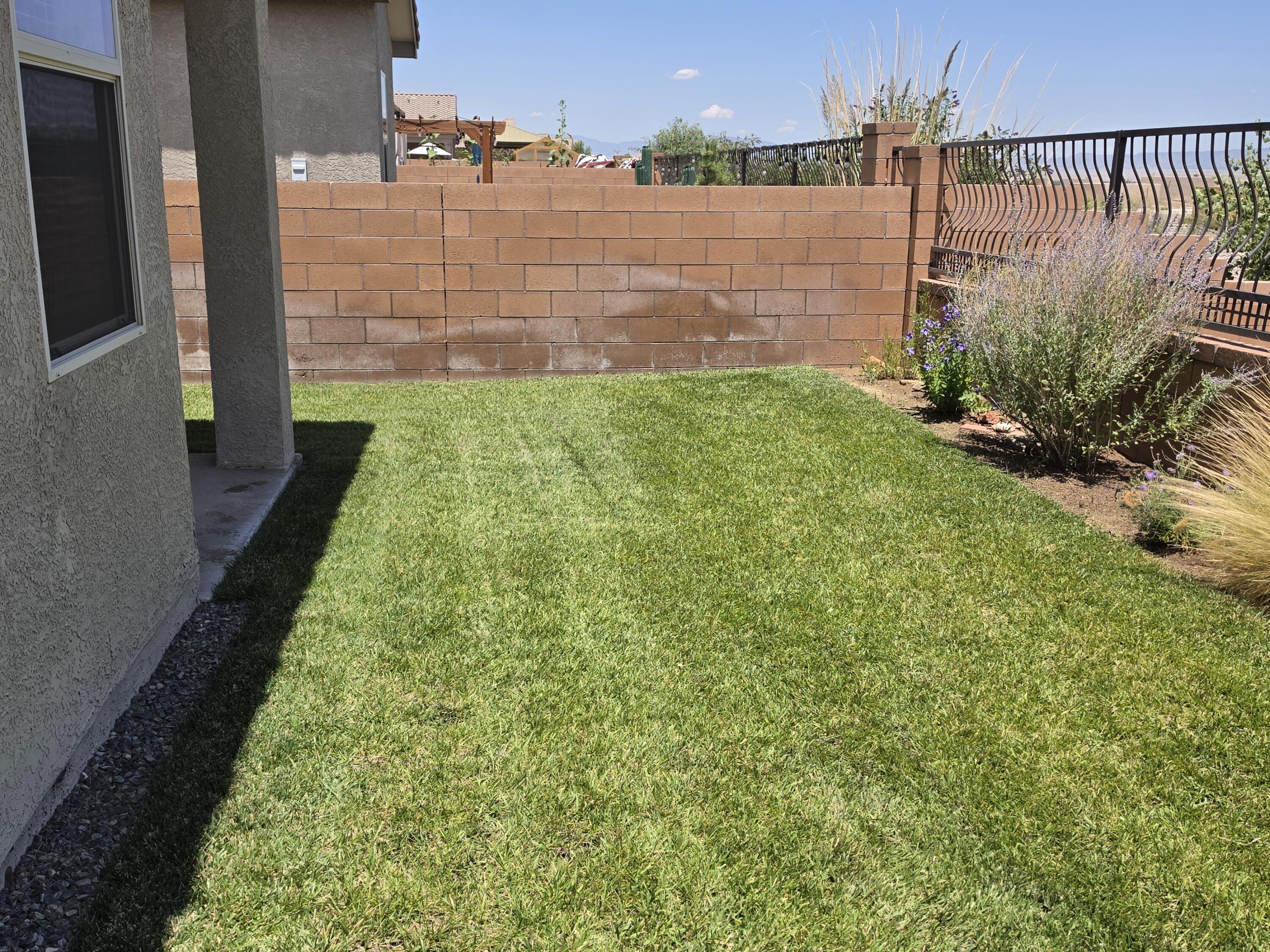 Photo 11 — 1765 W Valle Vista Road NW