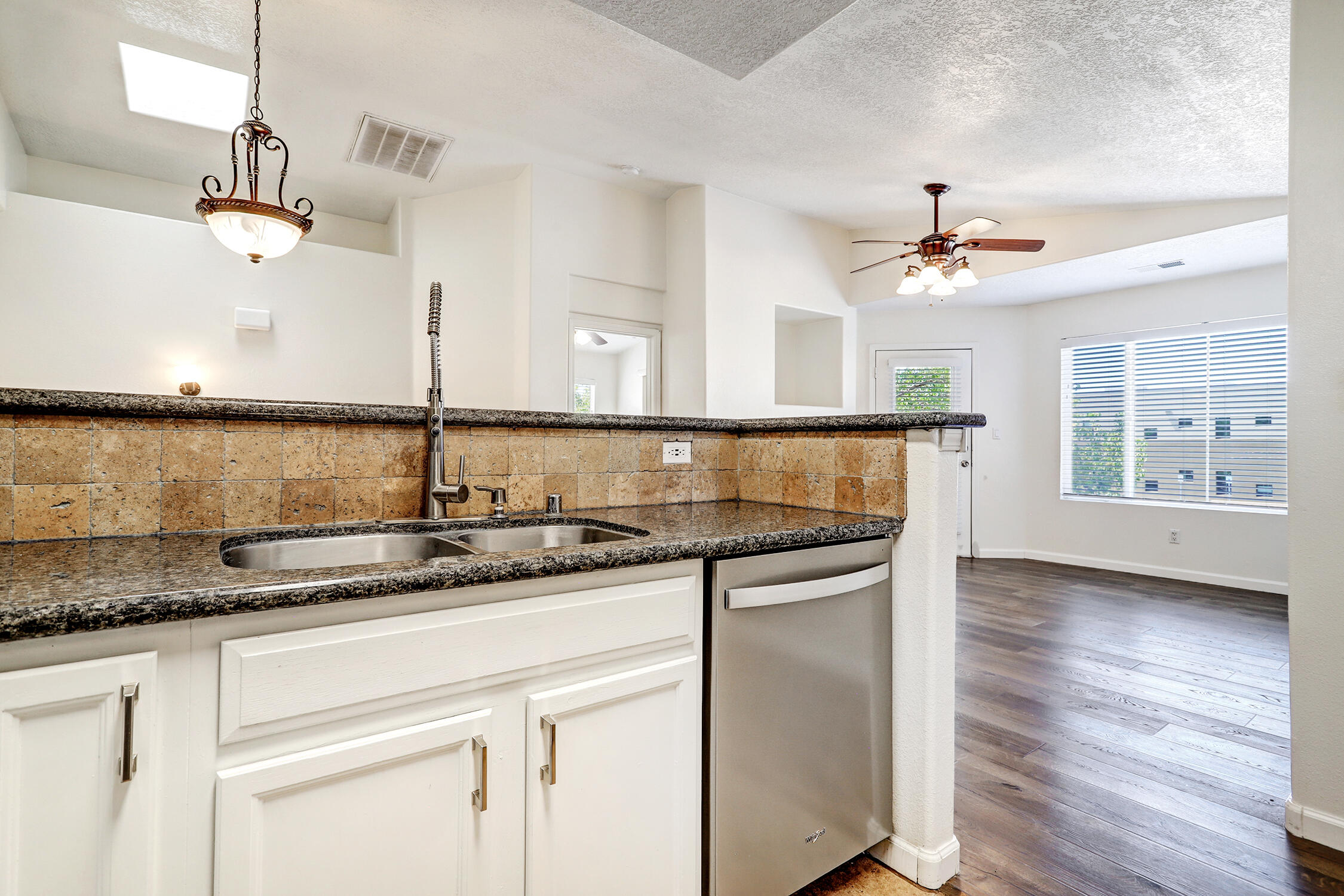 Photo 17 — 7817 Louisiana Boulevard NE UNIT 1801