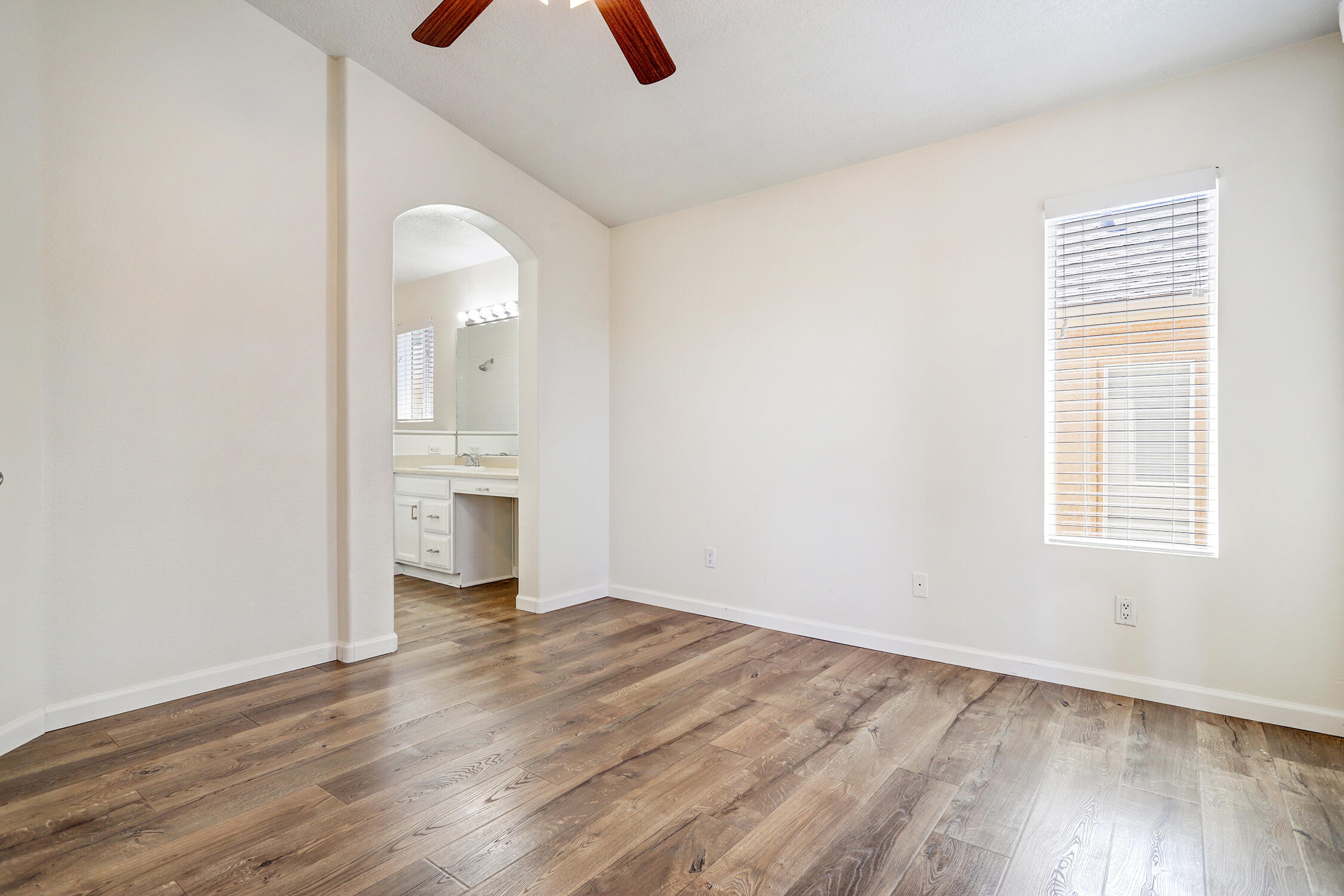 Photo 9 — 7817 Louisiana Boulevard NE UNIT 1801