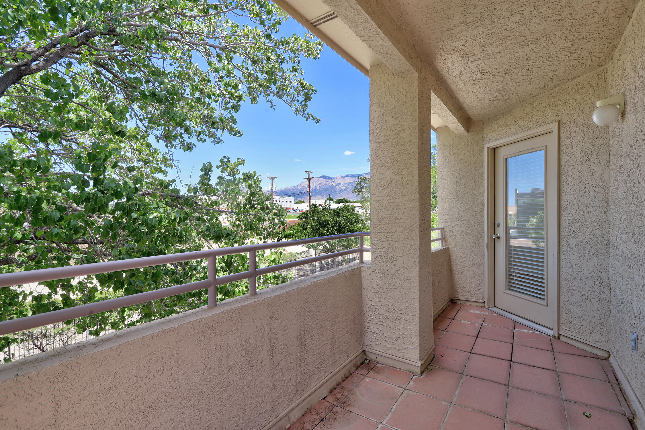 Photo 5 — 7817 Louisiana Boulevard NE UNIT 1801