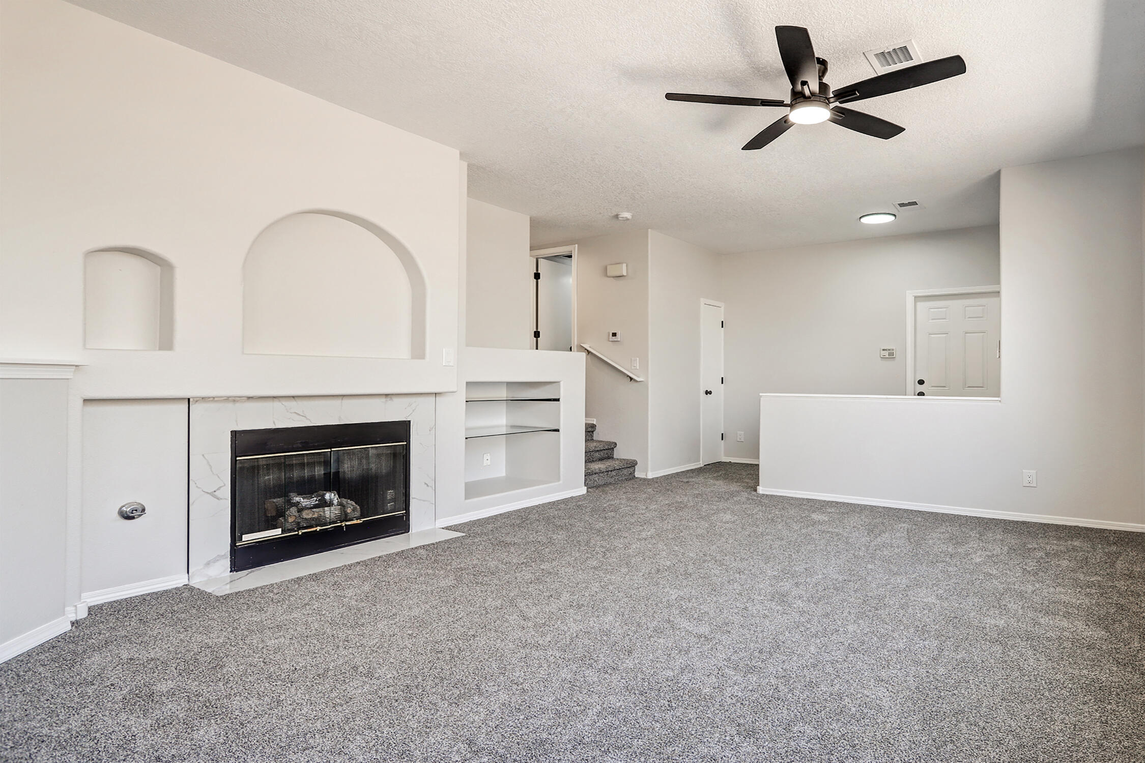 Photo 16 — 7817 Louisiana Boulevard NE UNIT 103