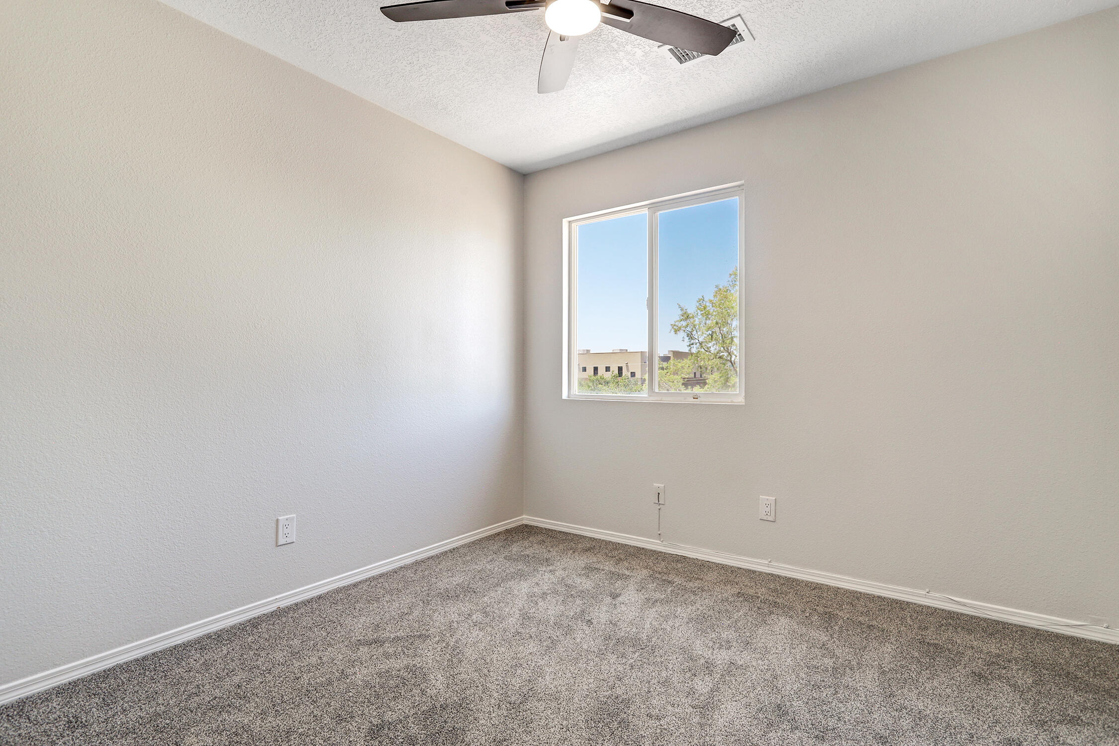 Photo 12 — 7817 Louisiana Boulevard NE UNIT 103