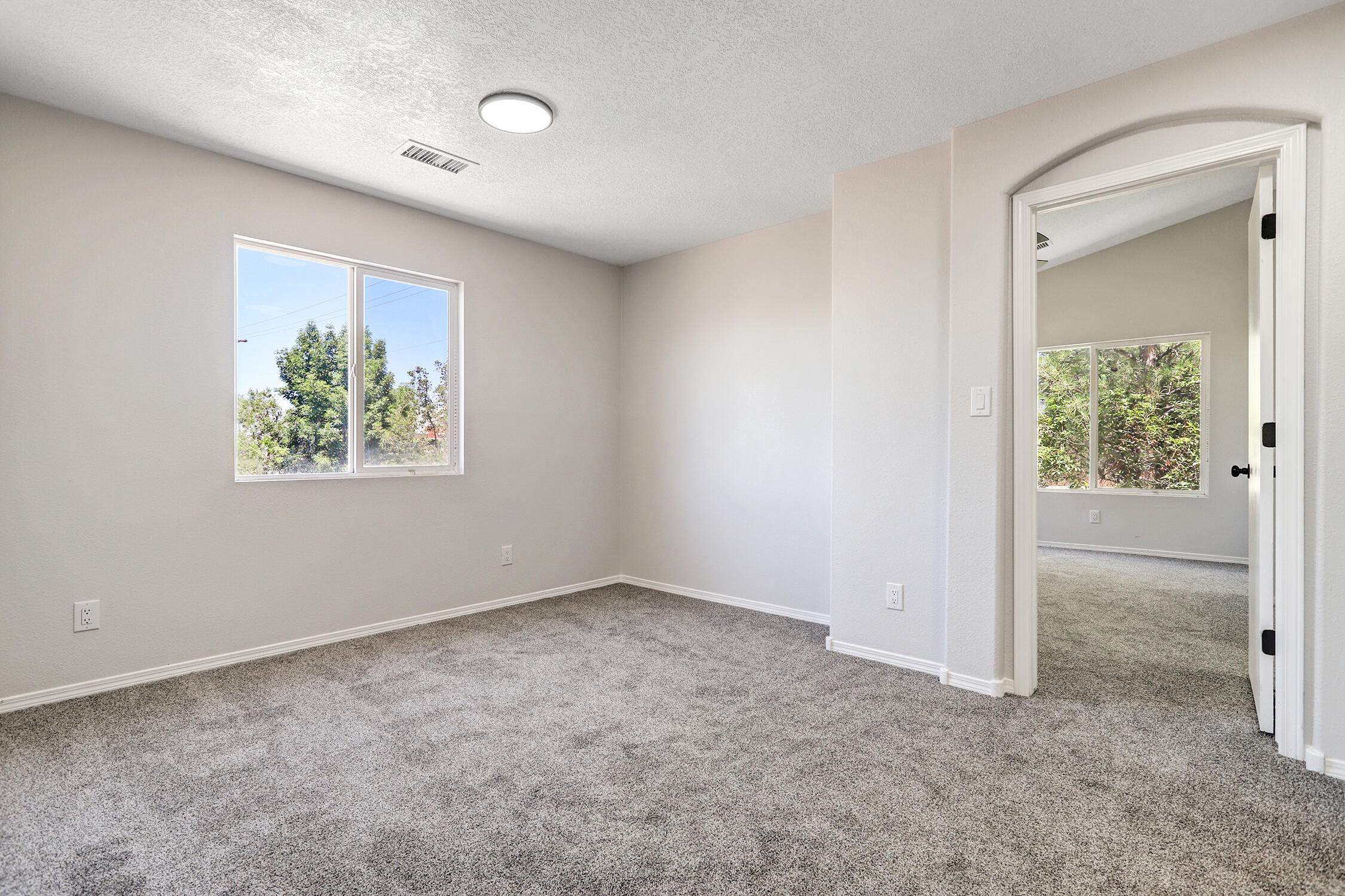 Photo 9 — 7817 Louisiana Boulevard NE UNIT 103