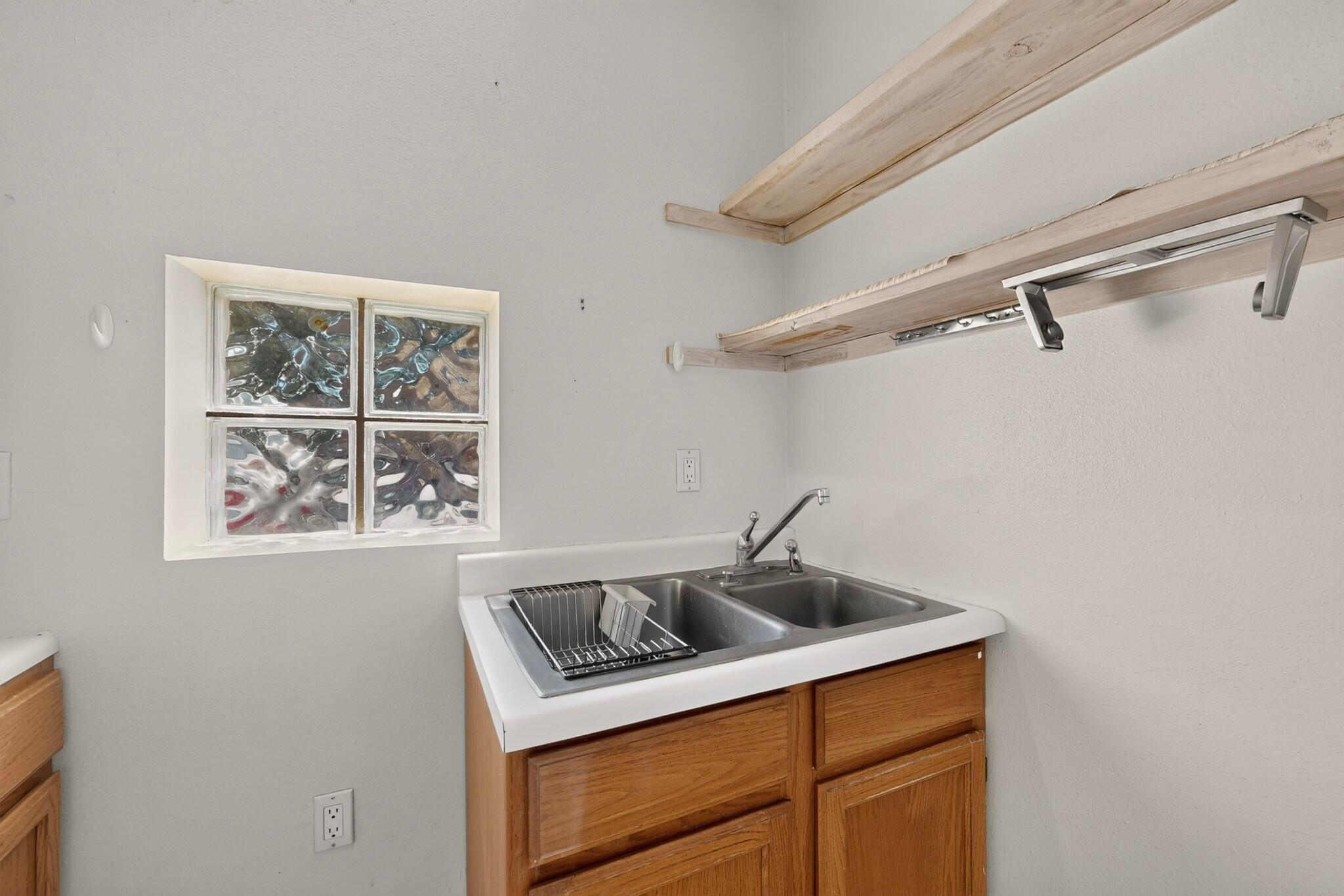 Photo 19 — 233 16th Street NW
