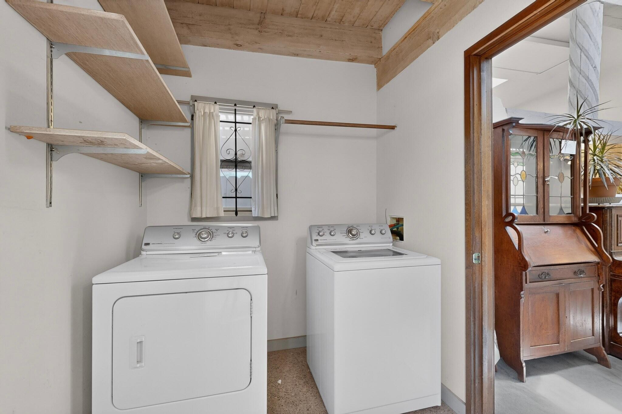 Photo 12 — 233 16th Street NW