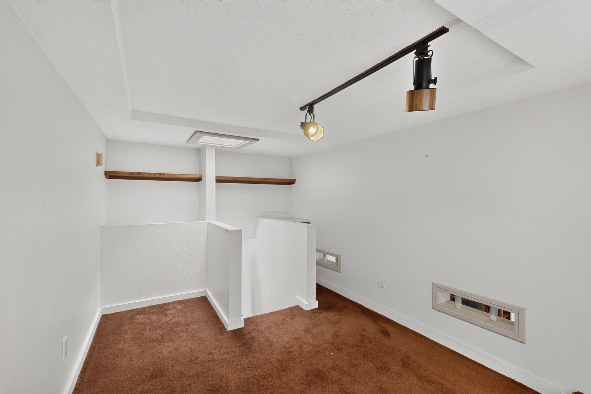 Photo 11 — 233 16th Street NW