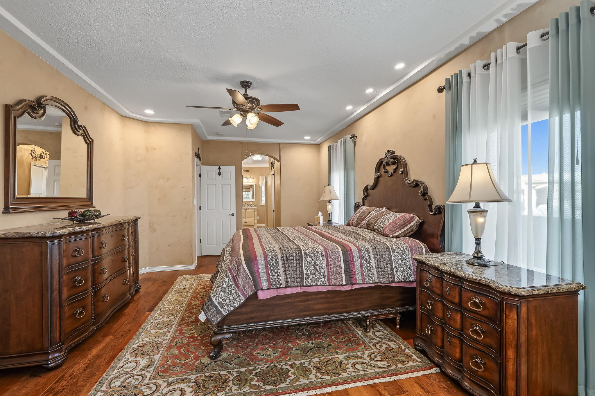 Photo 19 — 10901 Pasquale Drive NW