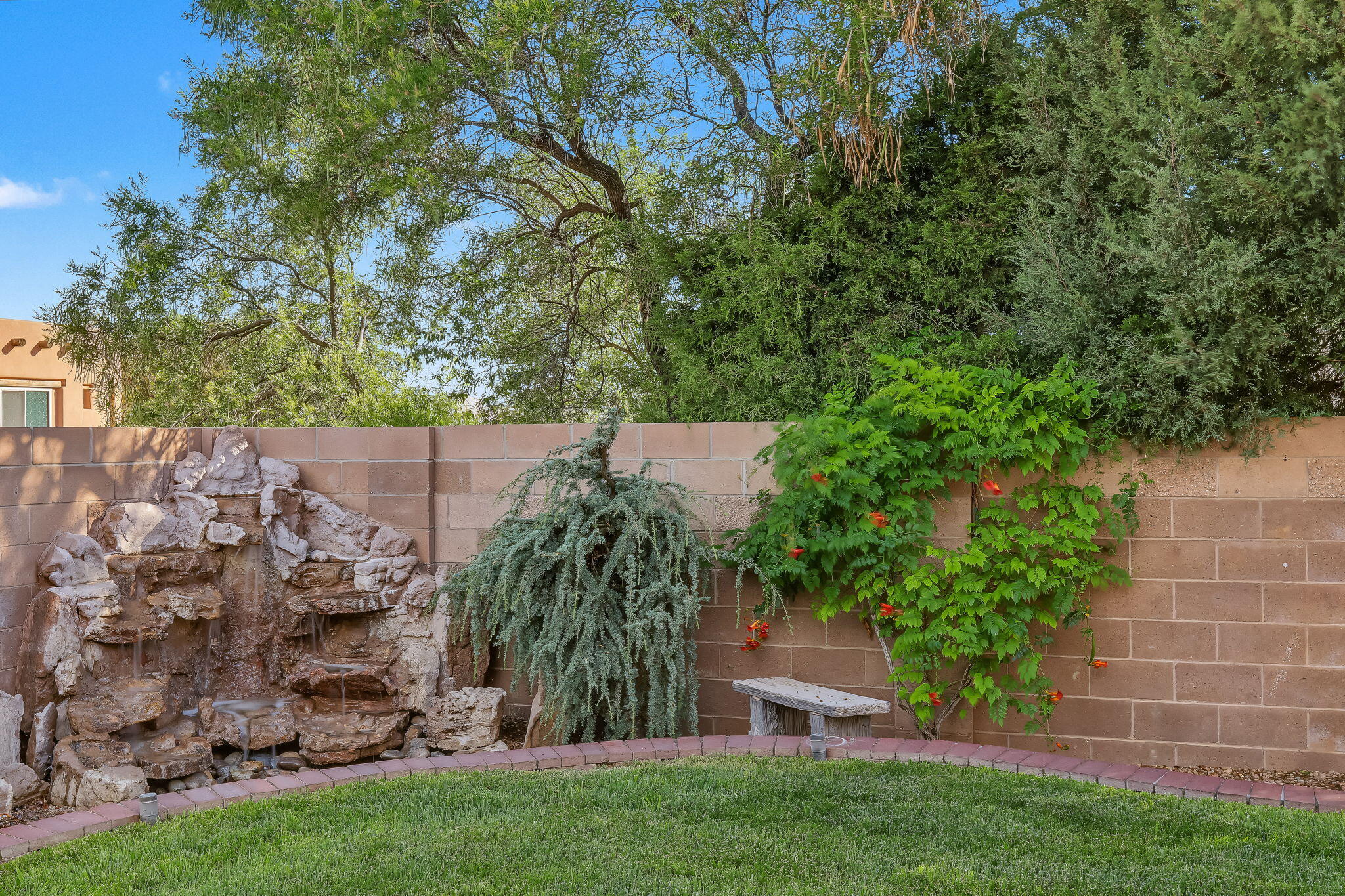 Photo 4 — 10901 Pasquale Drive NW