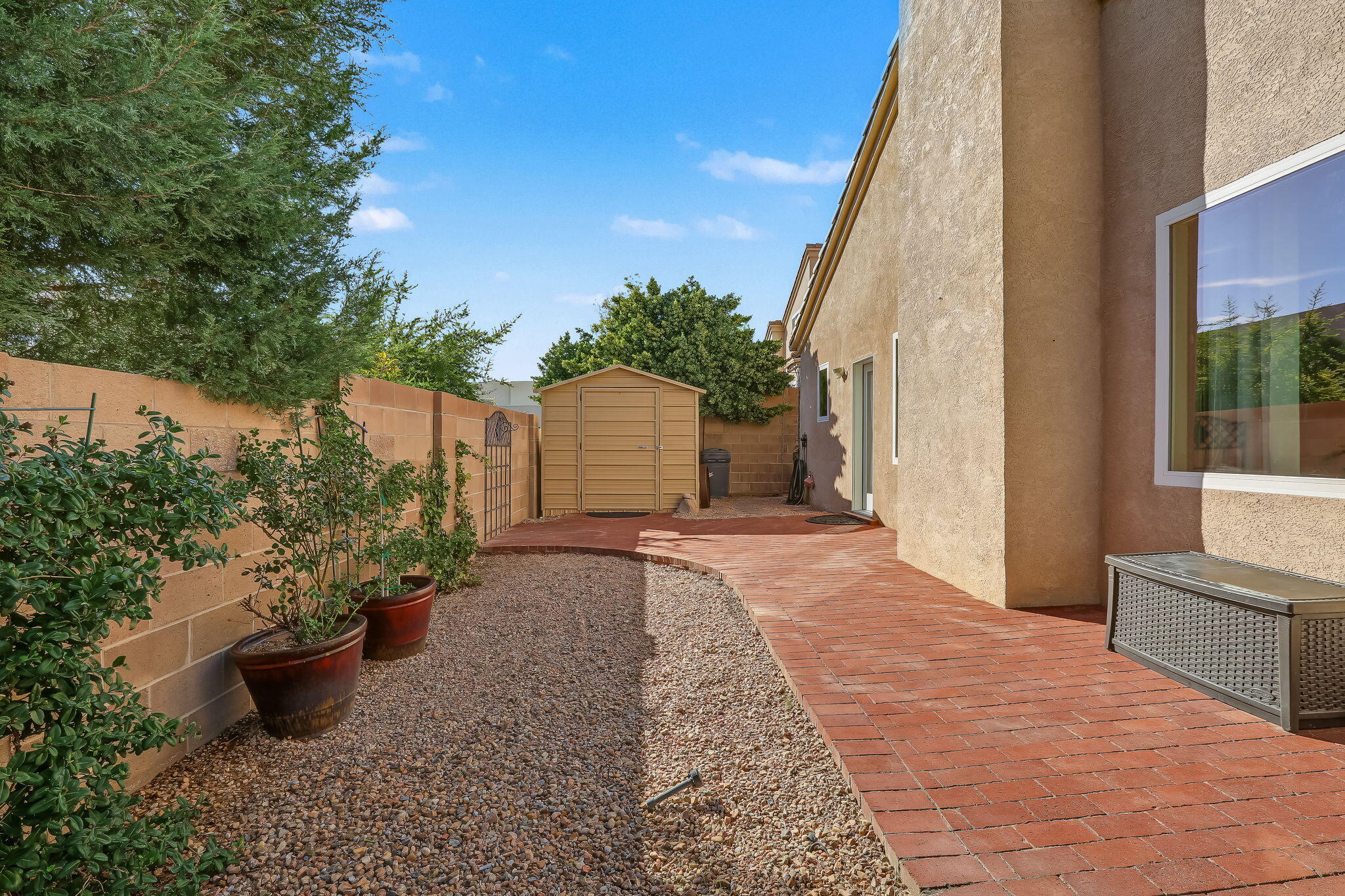 Photo 2 — 10901 Pasquale Drive NW