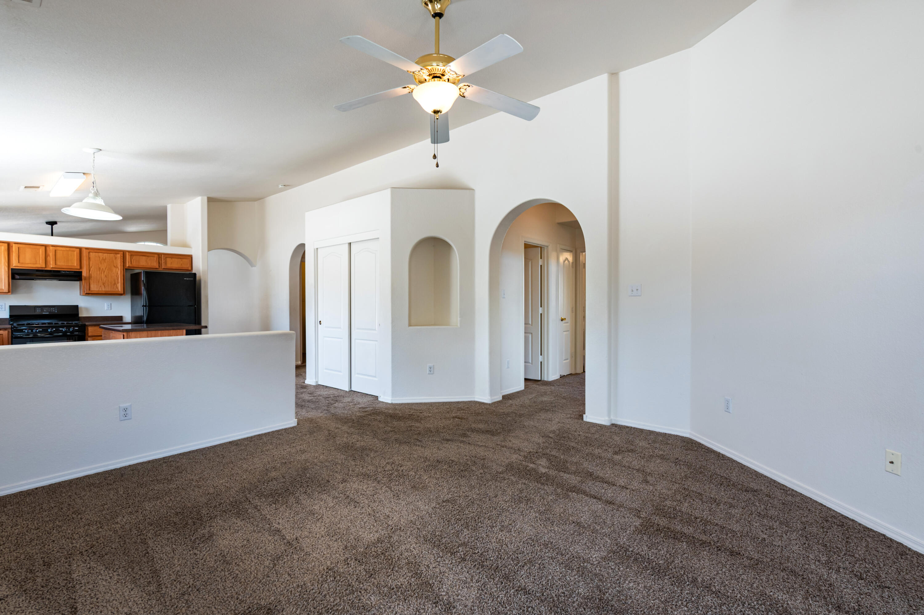Photo 17 — 1000 High Plains Road NE