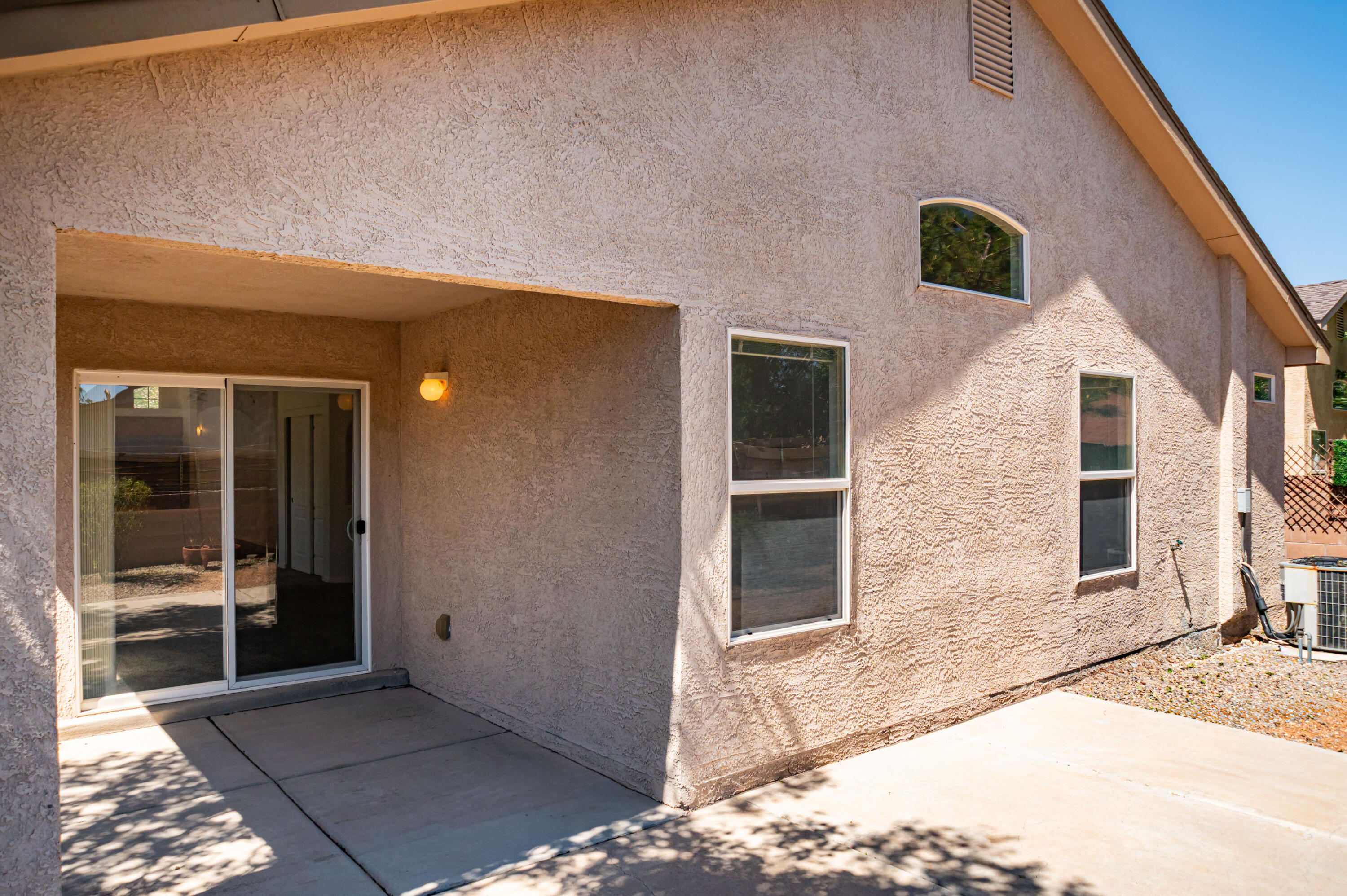 Photo 4 — 1000 High Plains Road NE