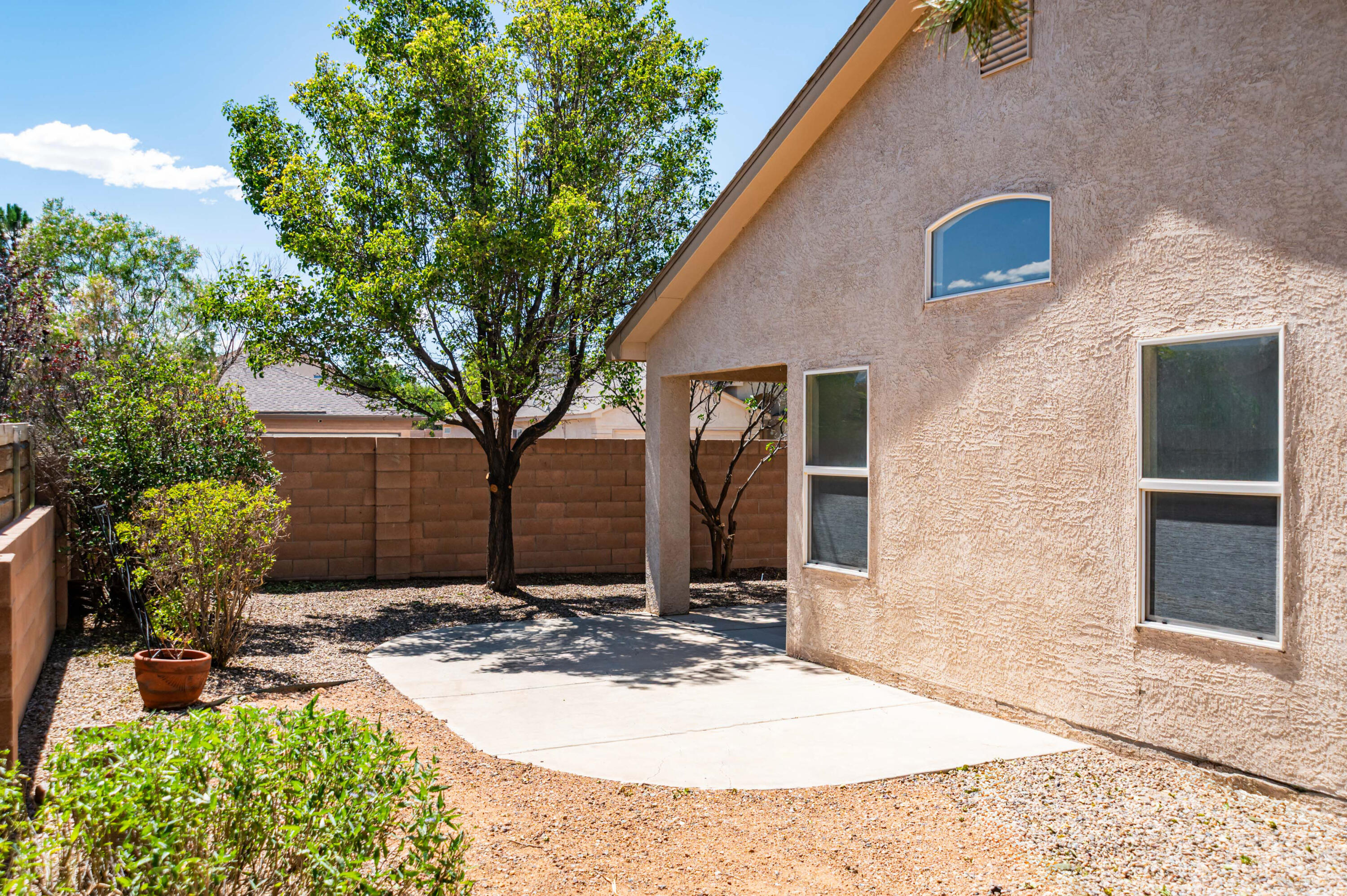 Photo 3 — 1000 High Plains Road NE