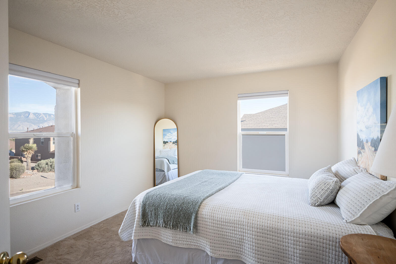 Photo 10 — 6548 Grants Drive NE
