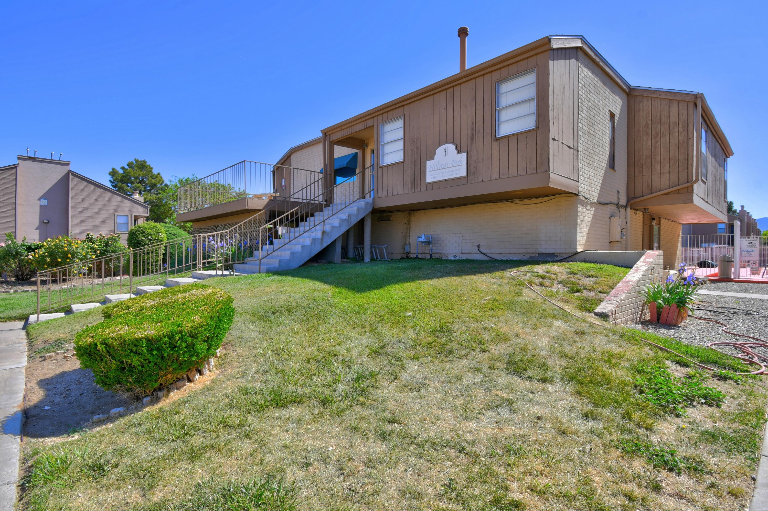 Photo 3 — 3839 Montgomery Boulevard NE APT 731