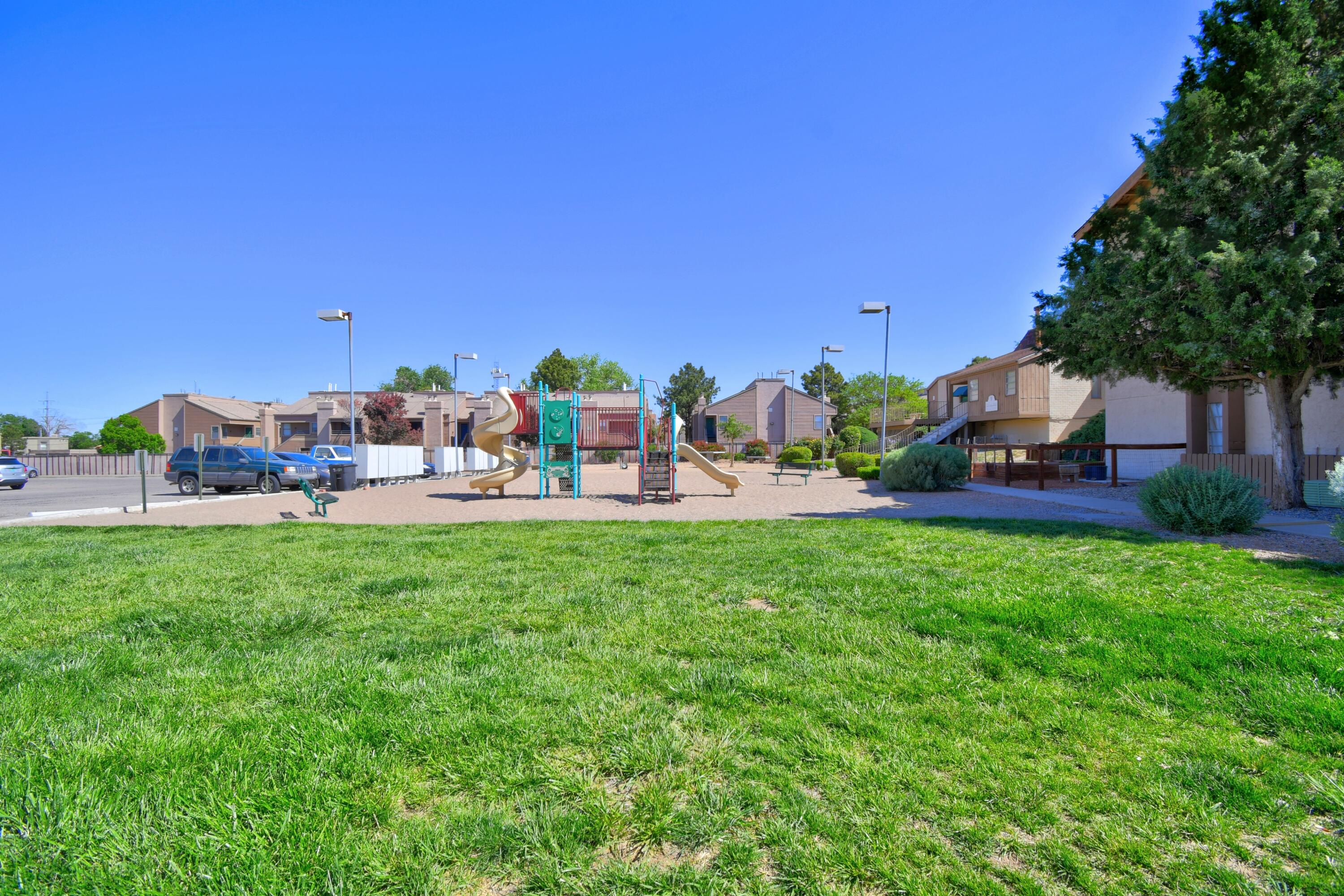 Photo 4 — 3839 Montgomery Boulevard NE APT 731