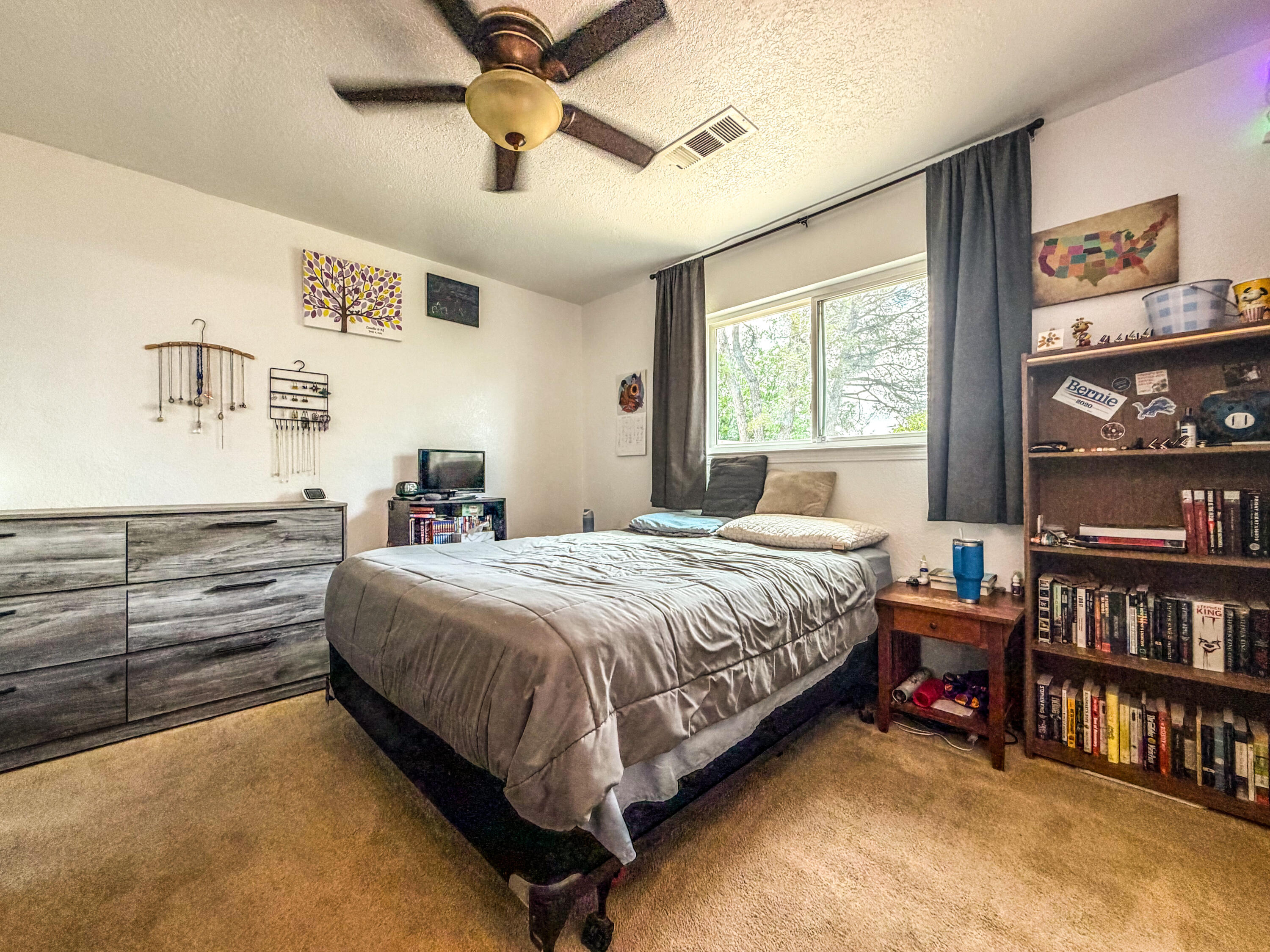 Photo 12 — 6328 Esther Avenue NE