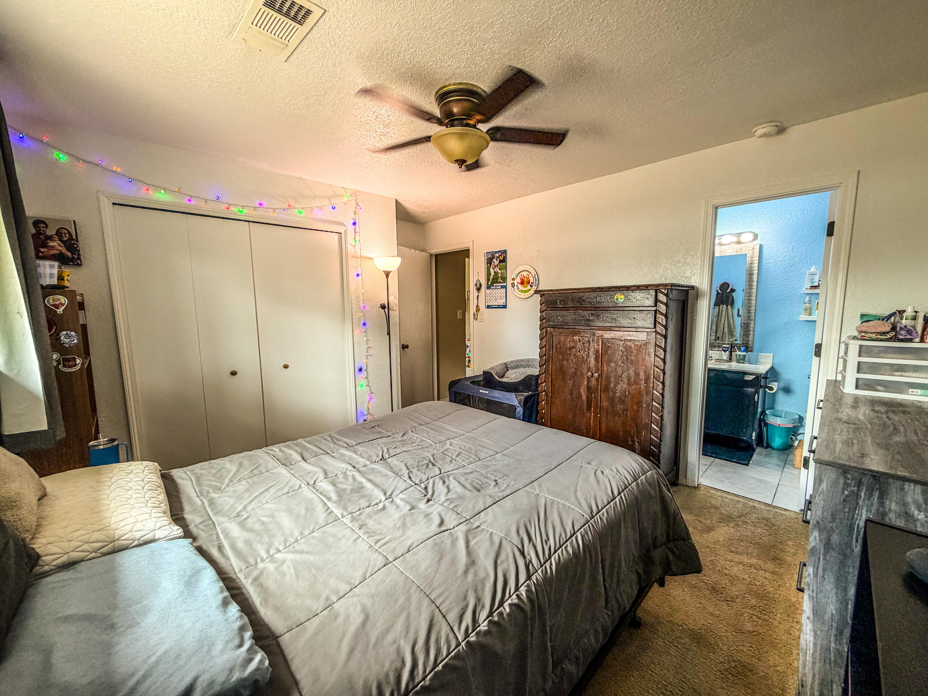 Photo 11 — 6328 Esther Avenue NE