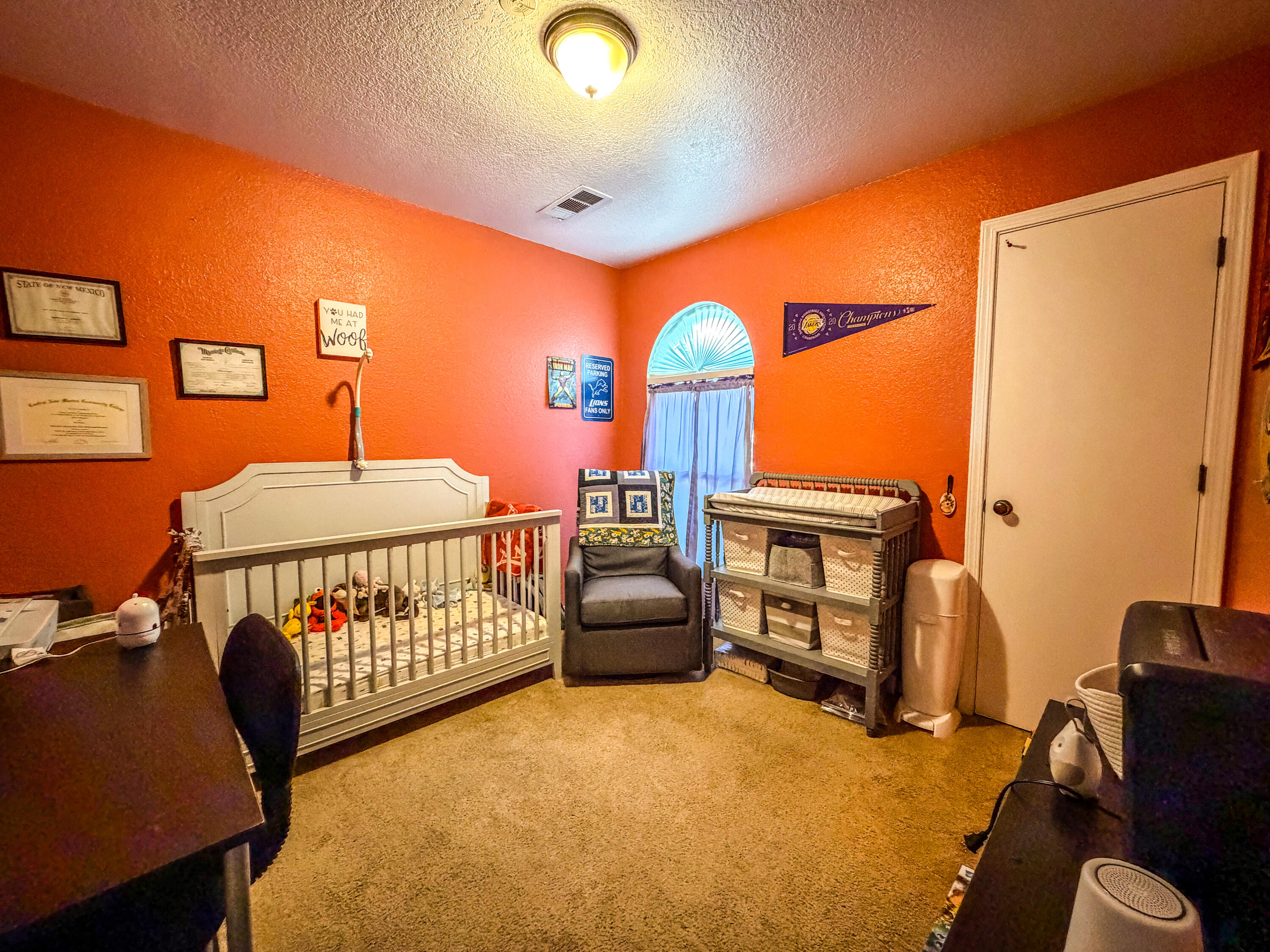 Photo 5 — 6328 Esther Avenue NE