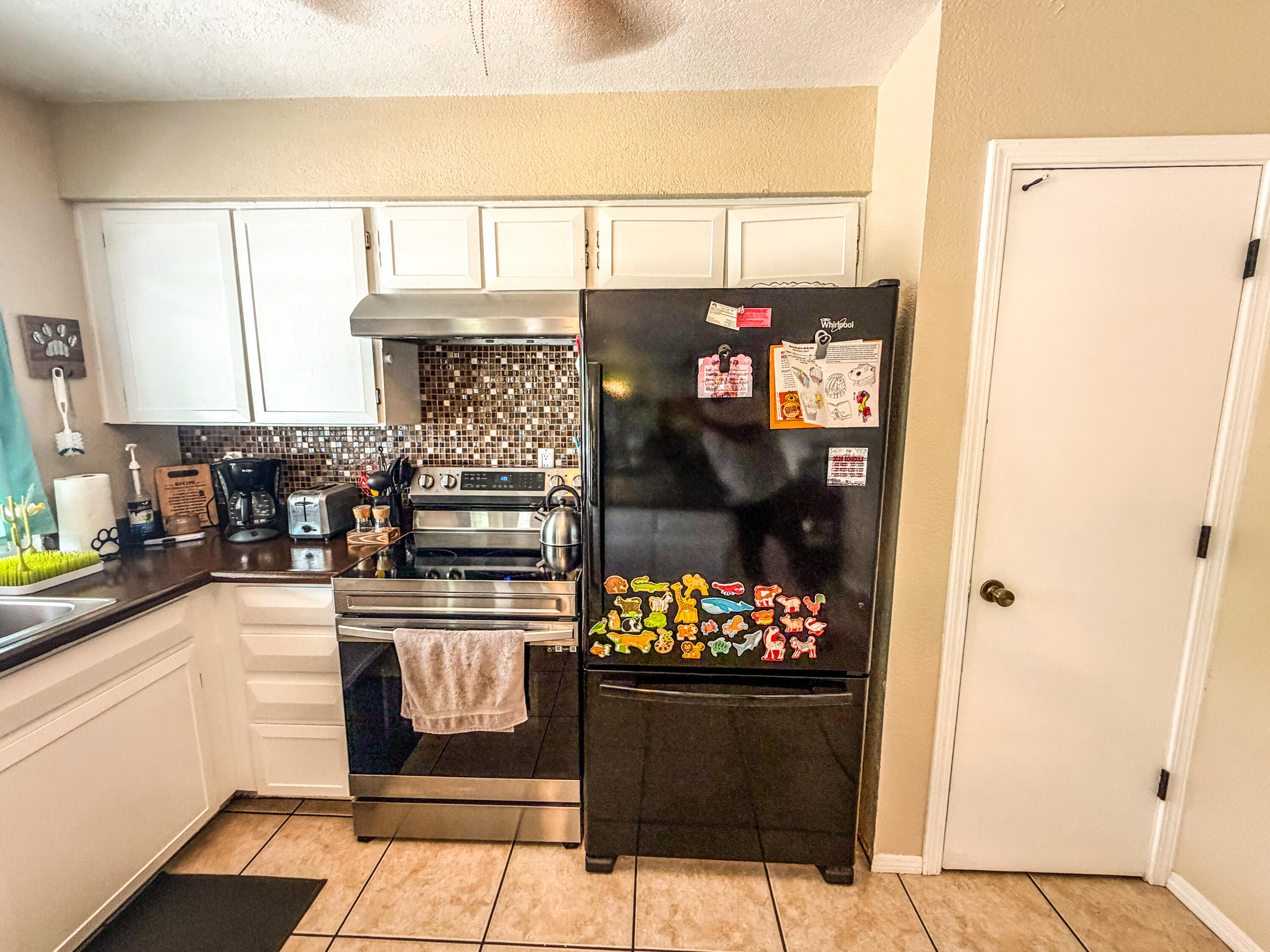 Photo 14 — 6328 Esther Avenue NE