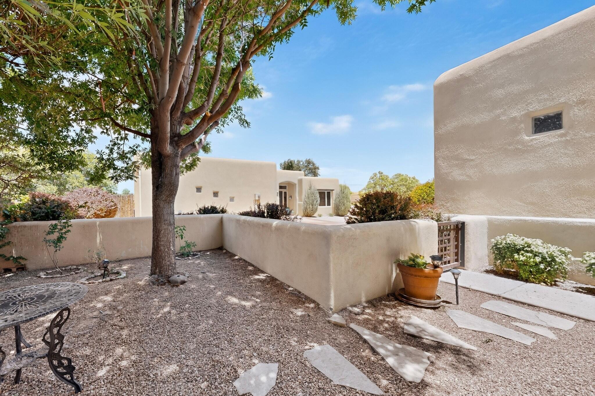 Photo 3 — 3009 Calle San Angel NW