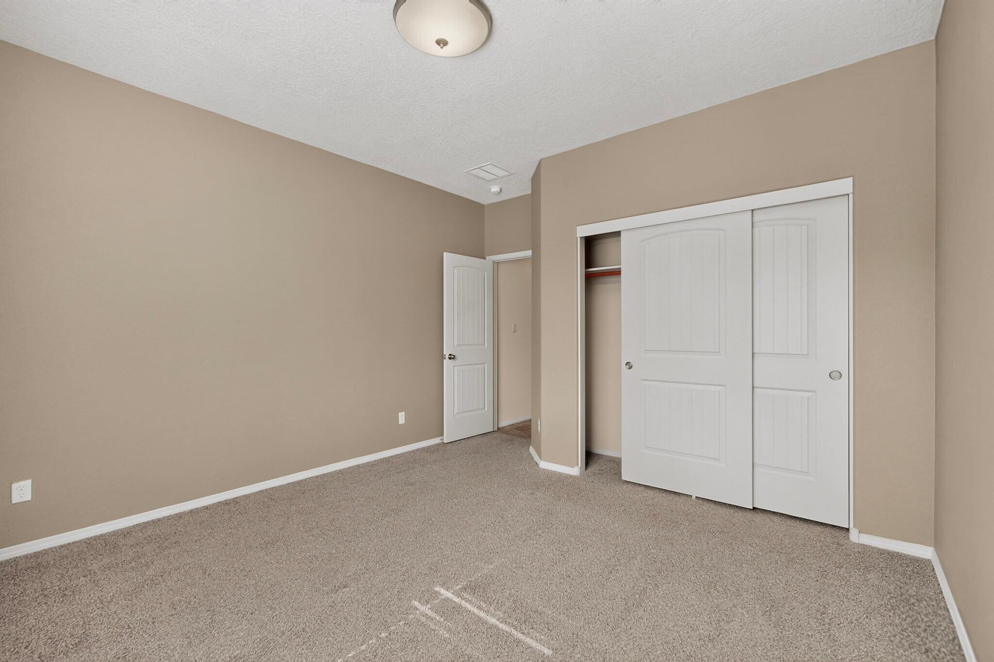 Photo 13 — 2005 Northlands Drive SE