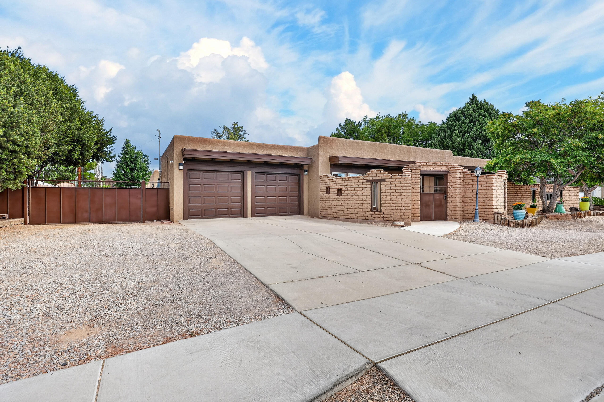 5817 Western Trail NW