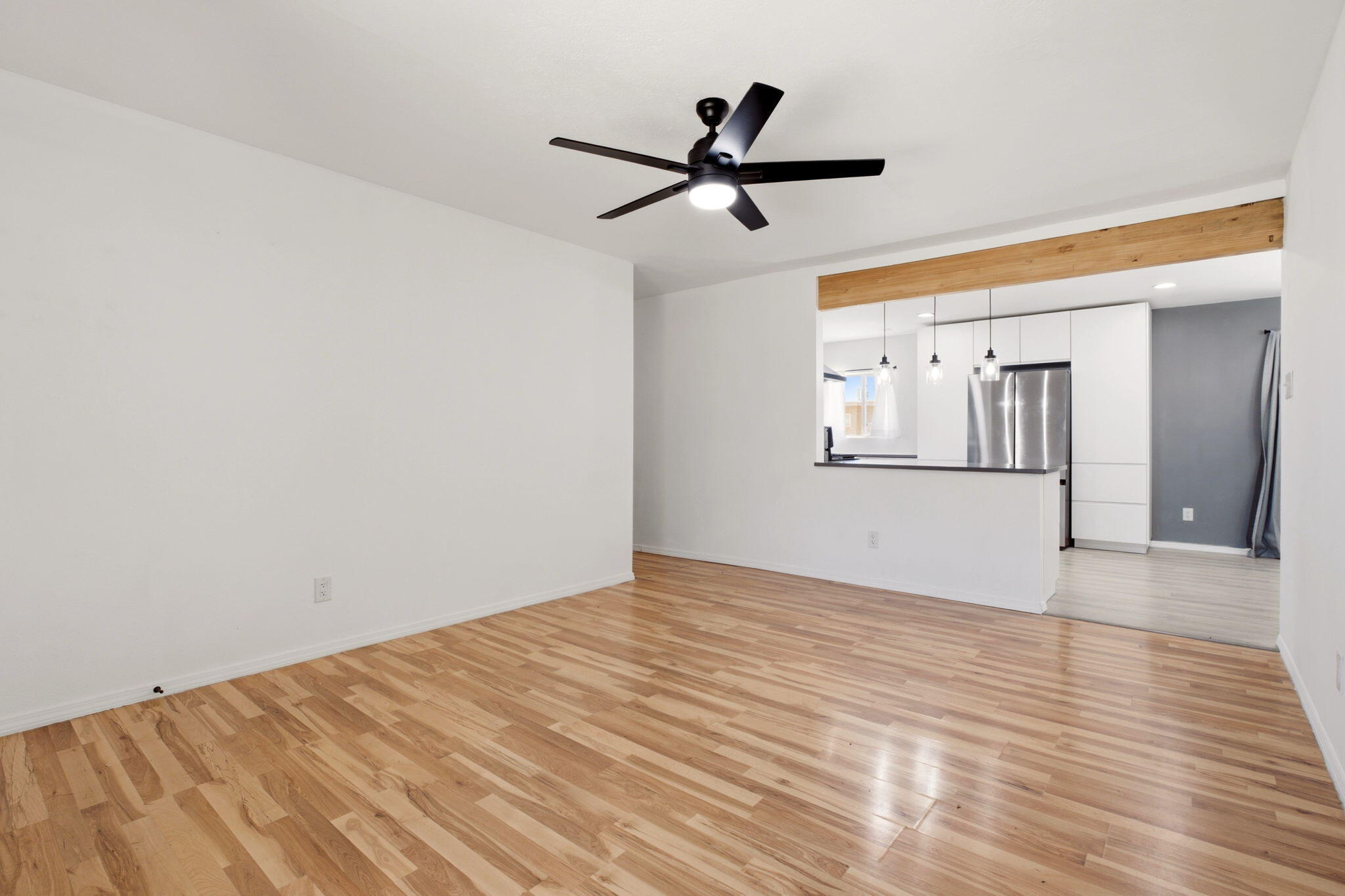 Photo 17 — 11608 Clifford Avenue NE