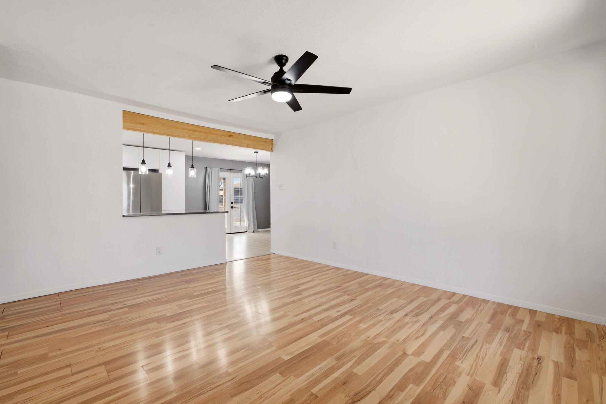 Photo 14 — 11608 Clifford Avenue NE