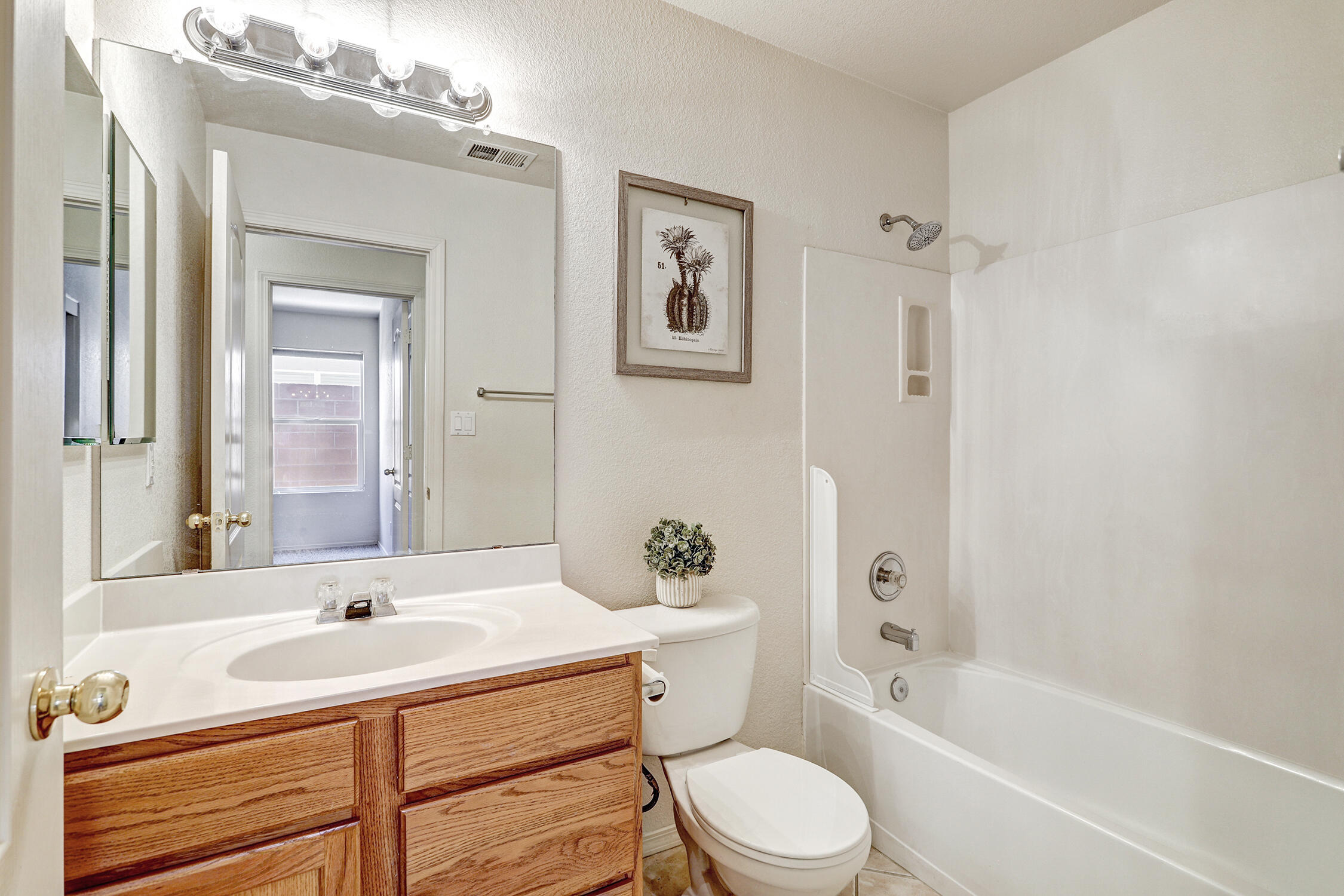 Photo 15 — 8608 Bluff Springs Drive NE