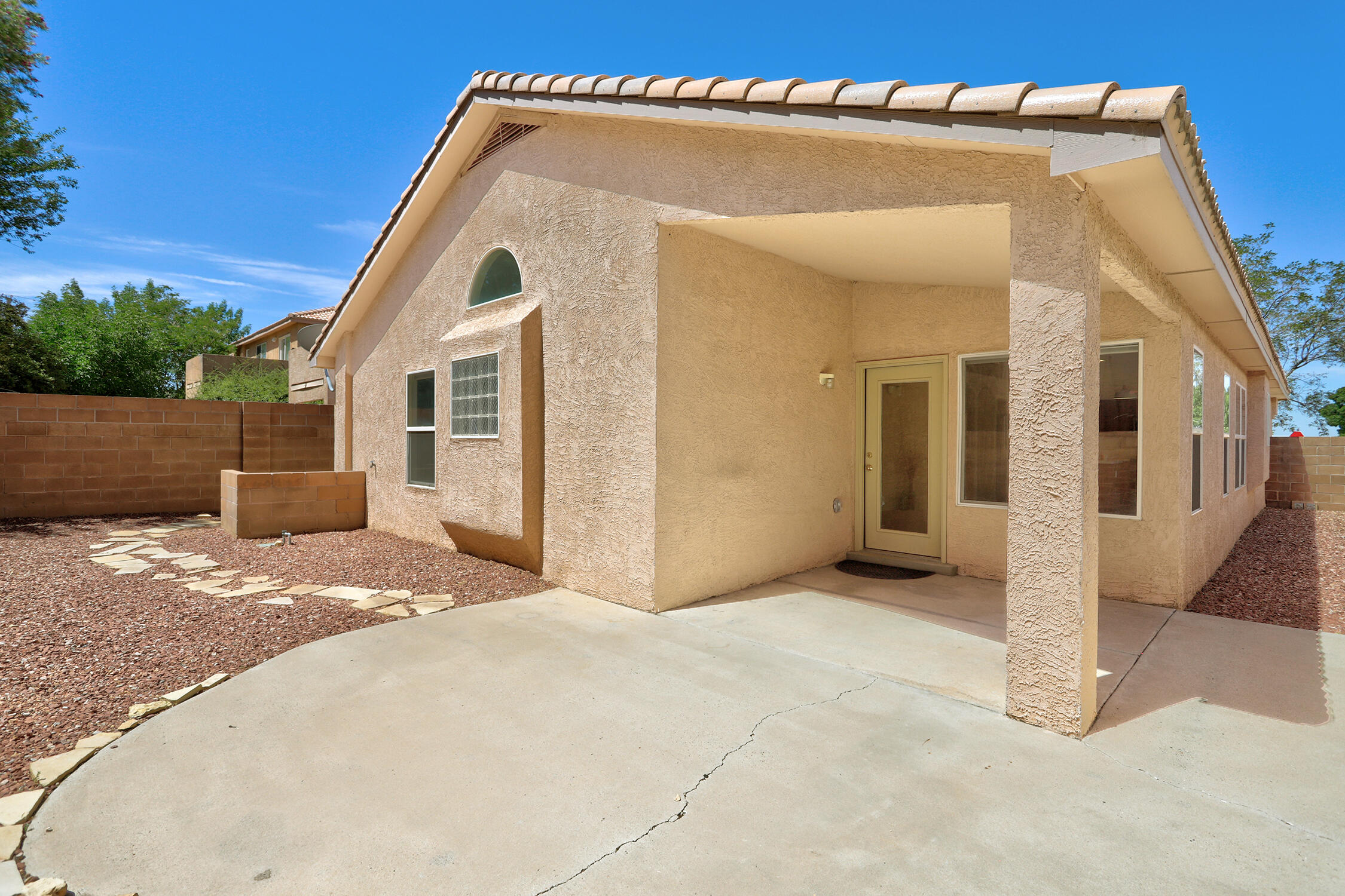 Photo 7 — 8608 Bluff Springs Drive NE
