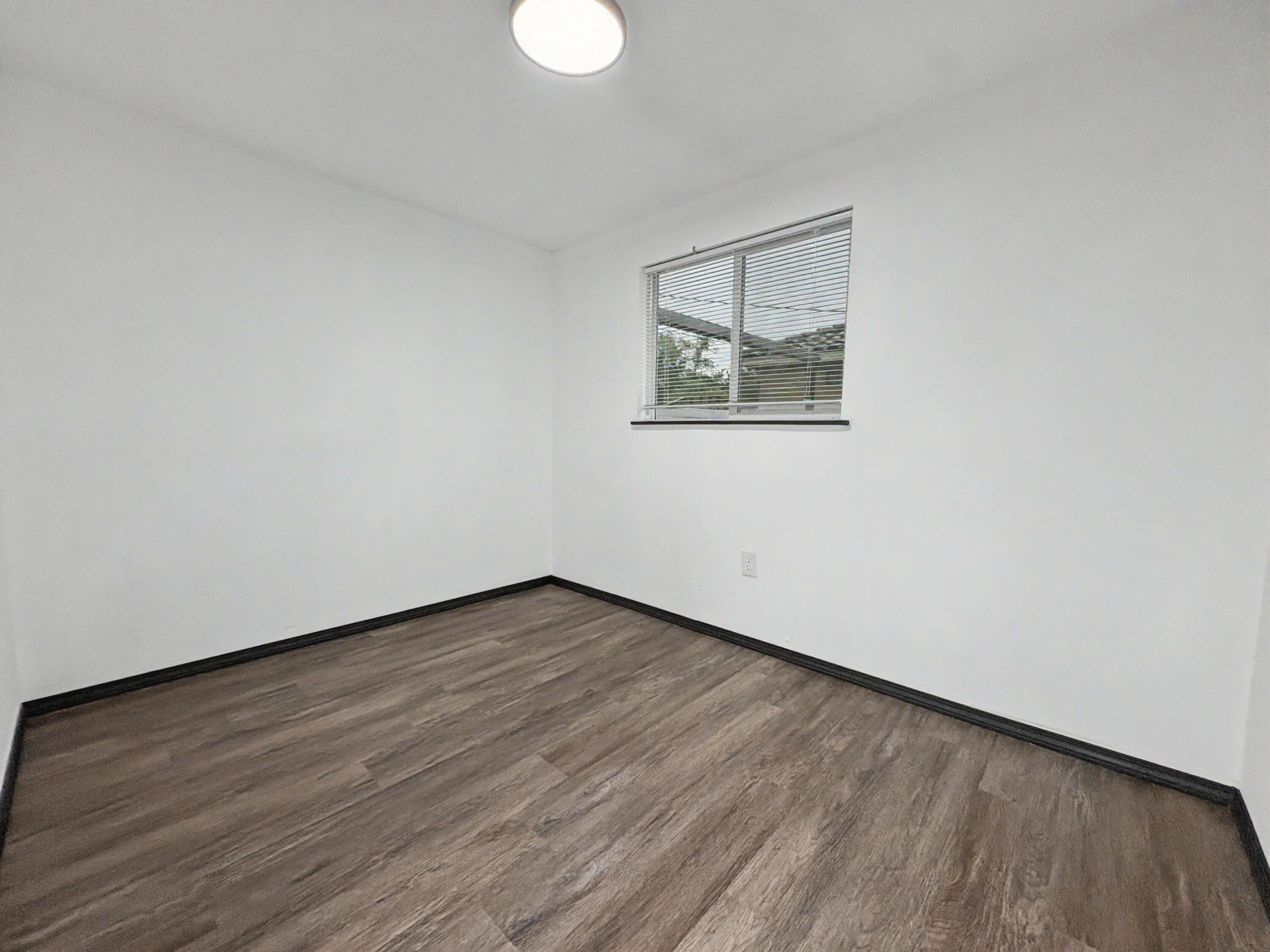 Photo 19 — 2800 Duranes Road NW