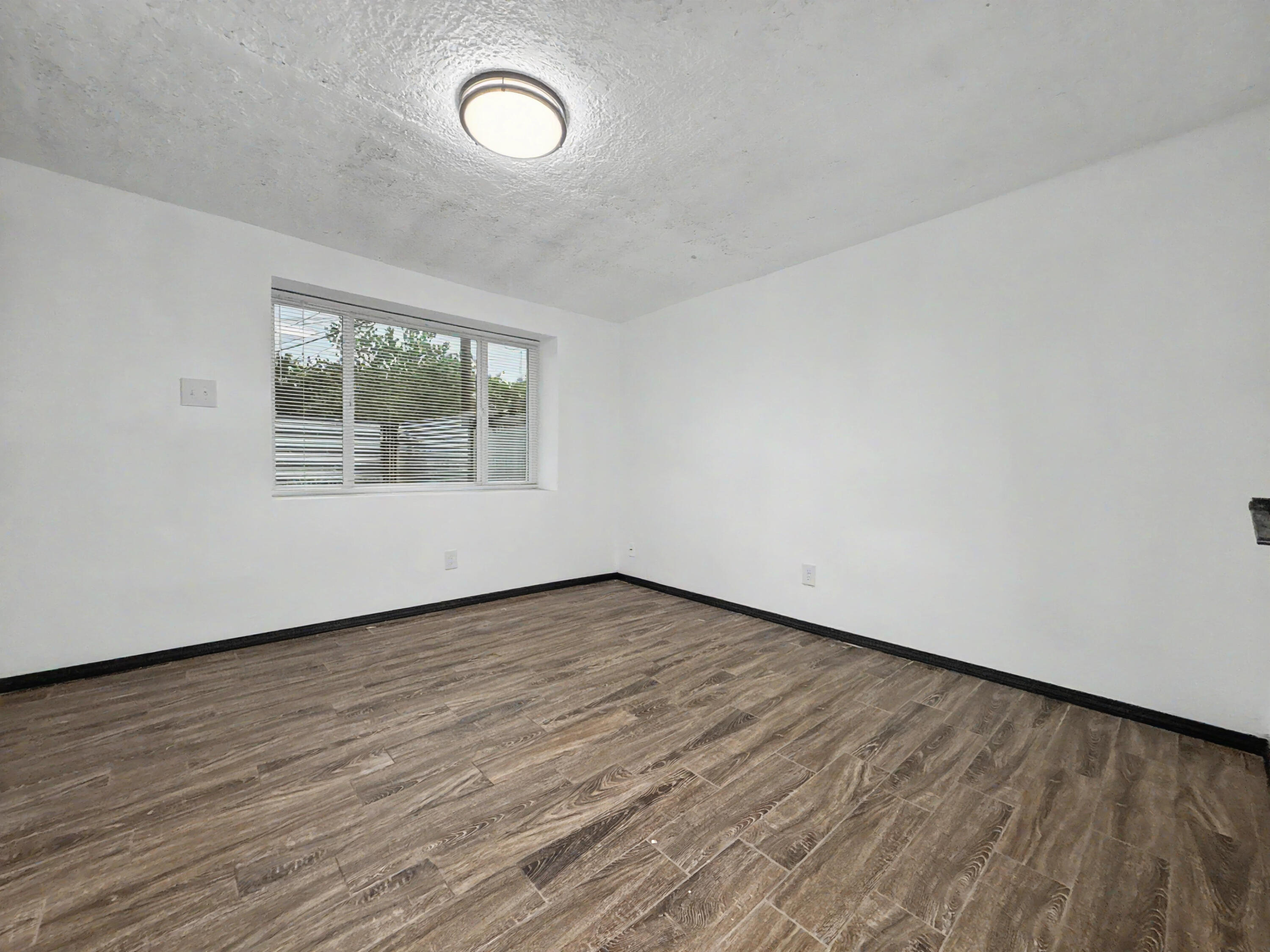 Photo 17 — 2800 Duranes Road NW