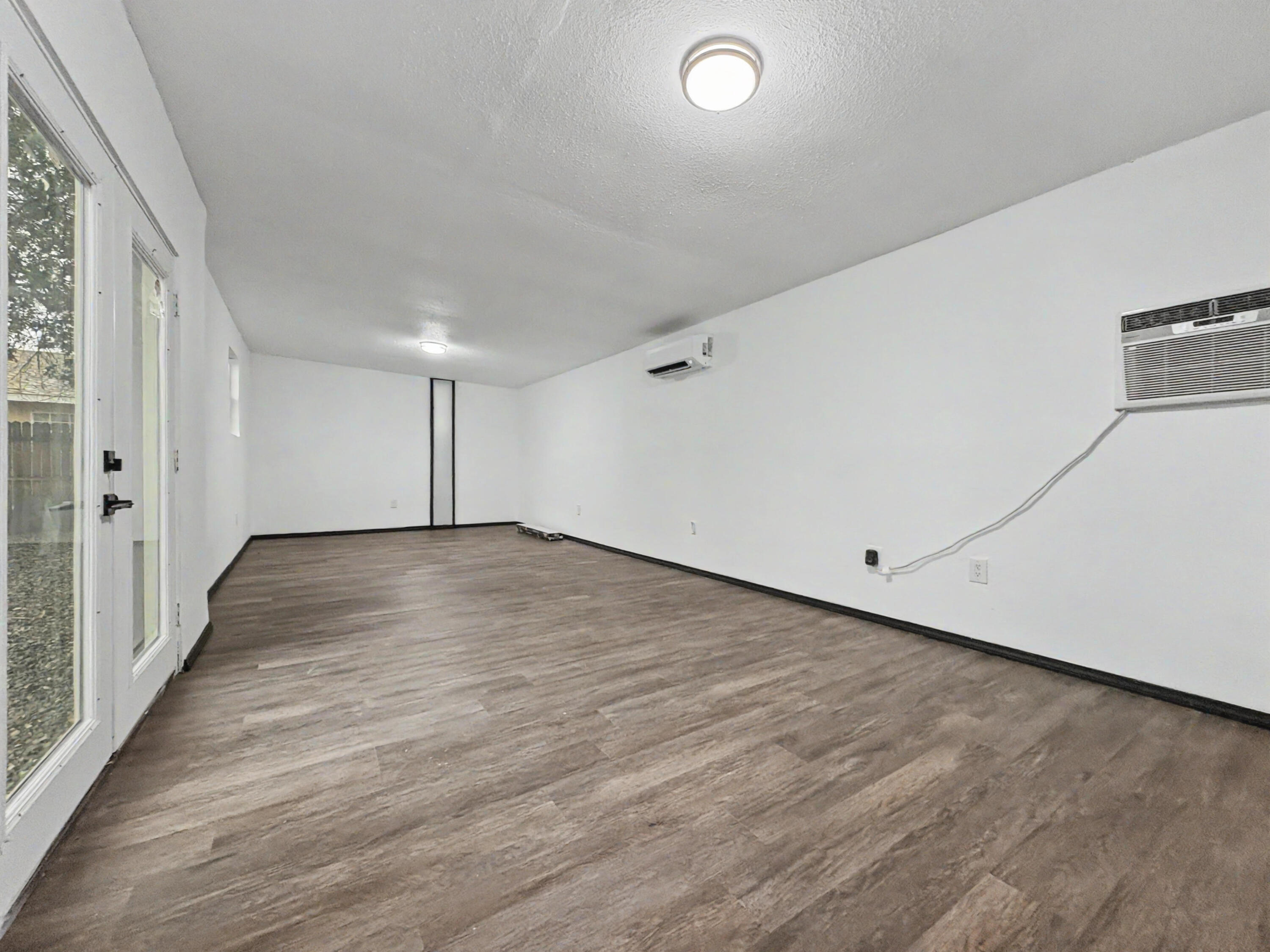Photo 8 — 2800 Duranes Road NW