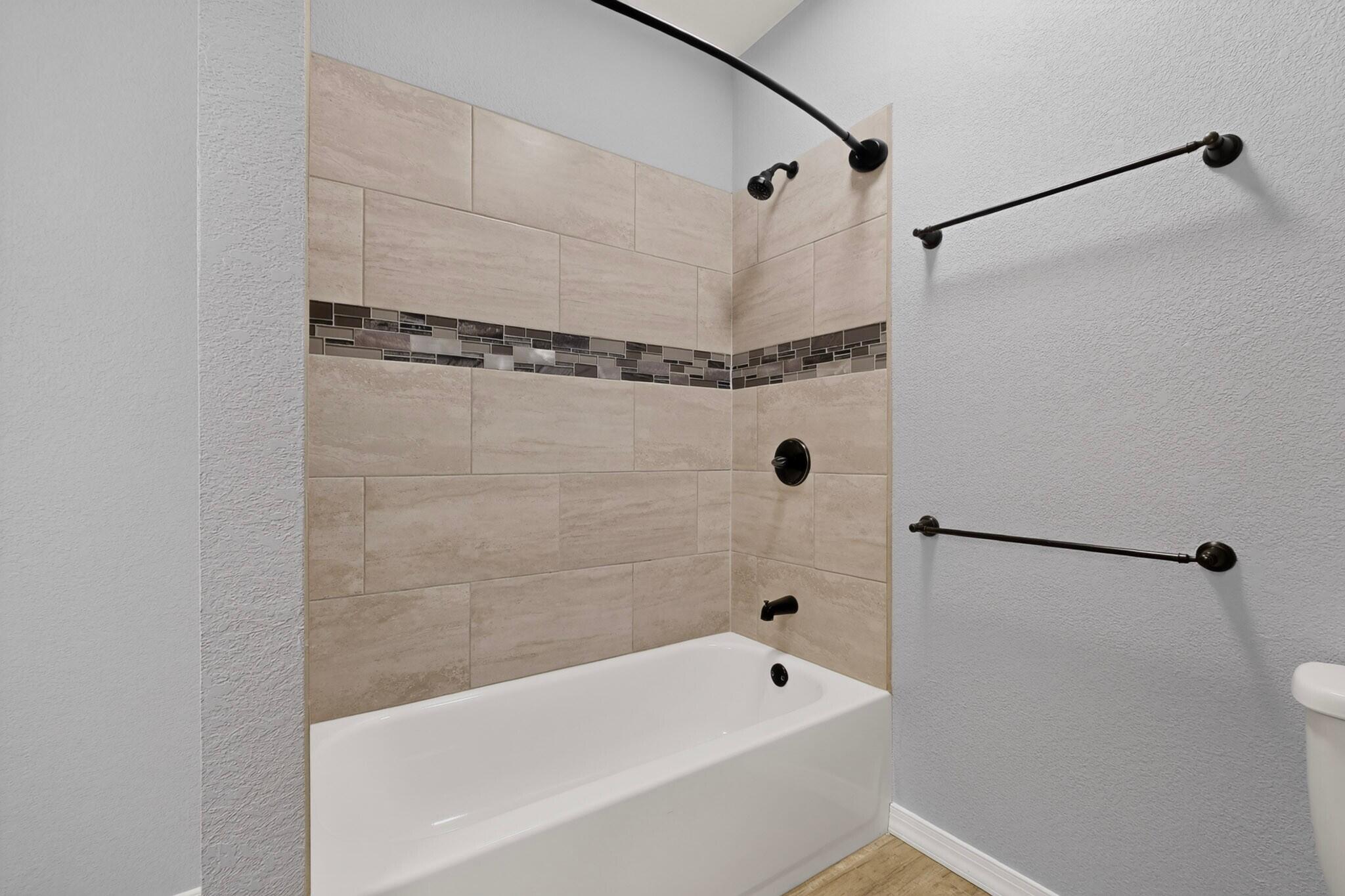 Photo 13 — 12213 Mirandy Court NE