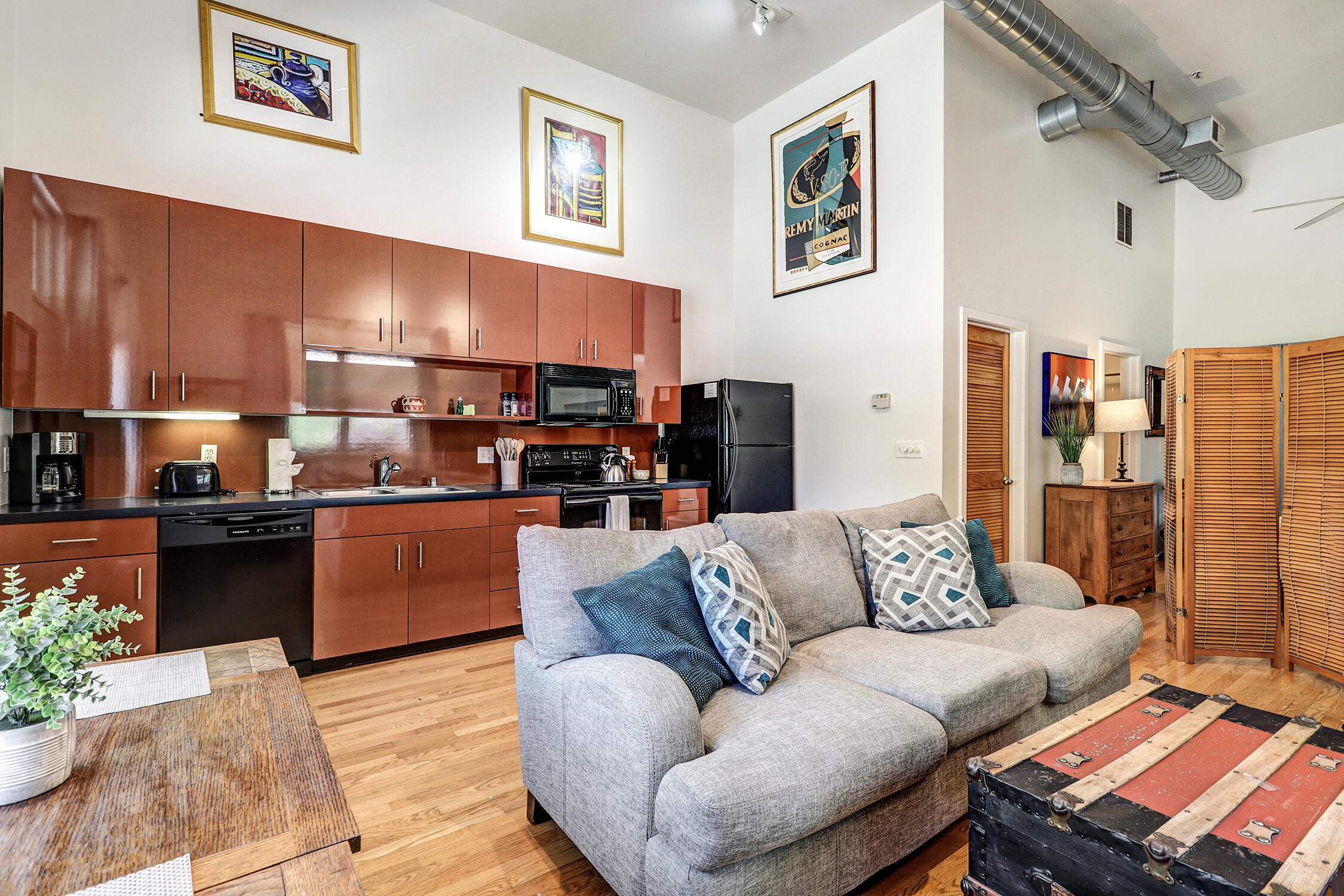 Photo 11 — 400 Copper Avenue NE APT 101