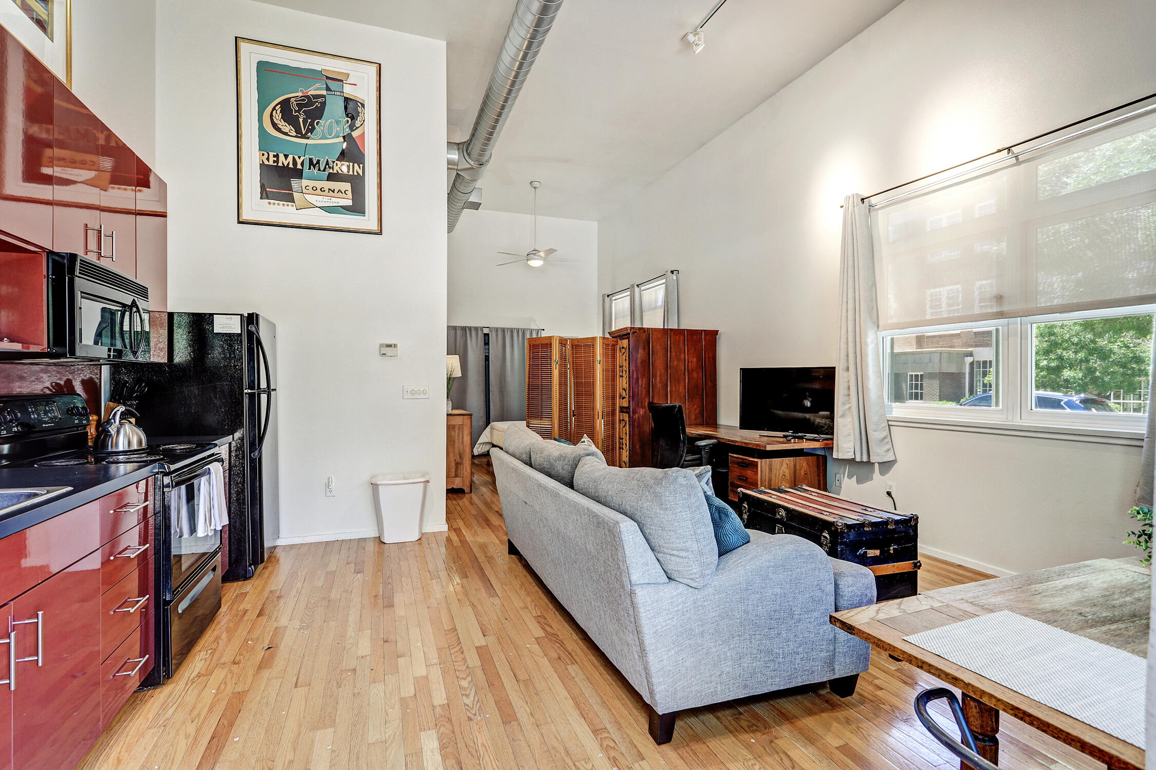 Photo 10 — 400 Copper Avenue NE APT 101