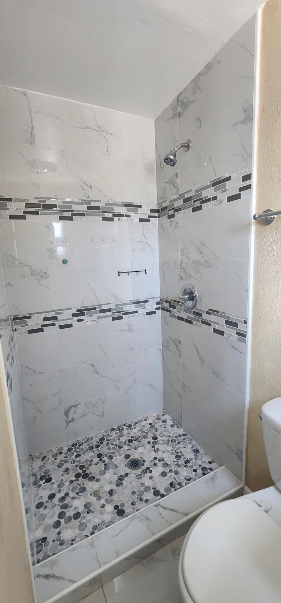 Photo 6 — 11509 Angelina Place NE