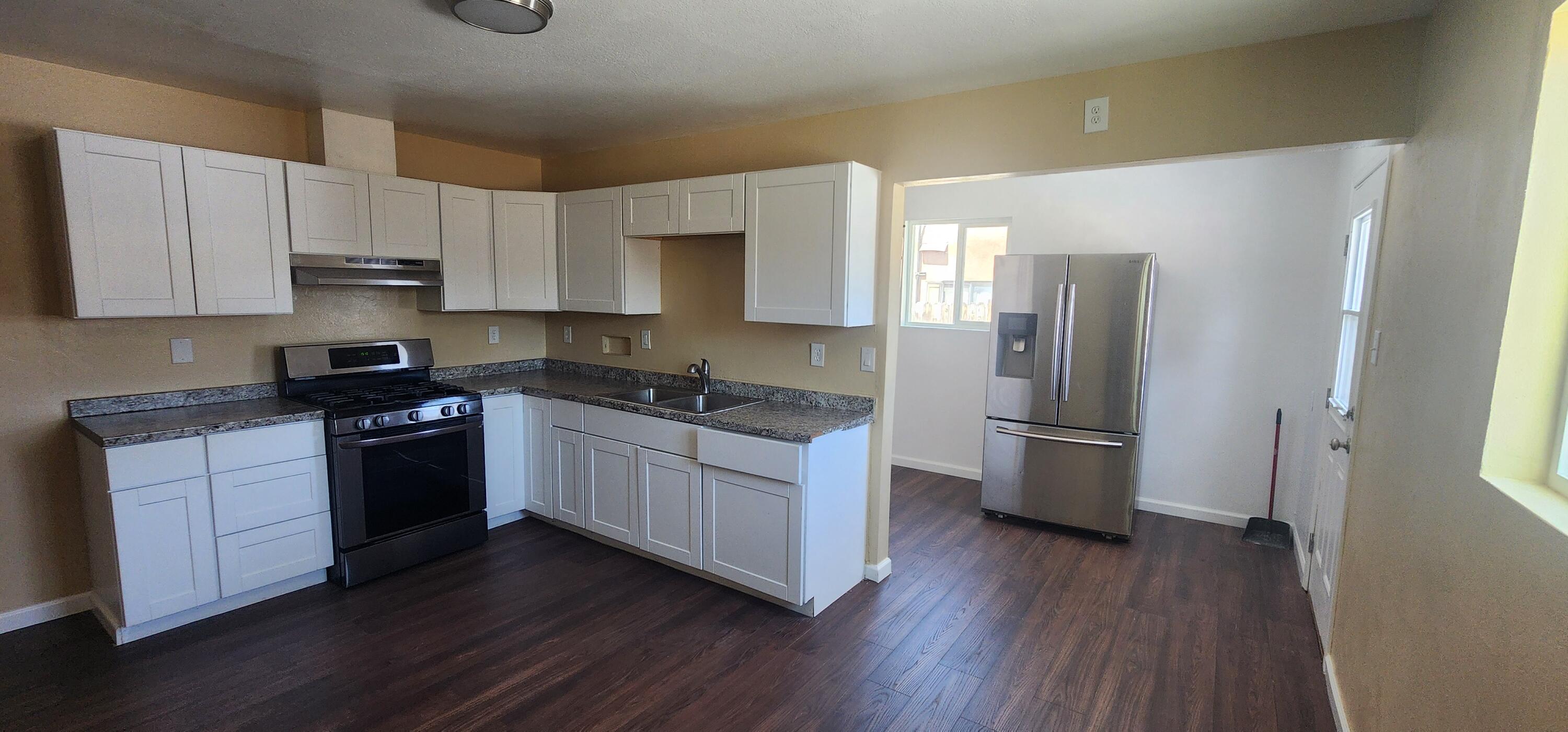Photo 9 — 11509 Angelina Place NE