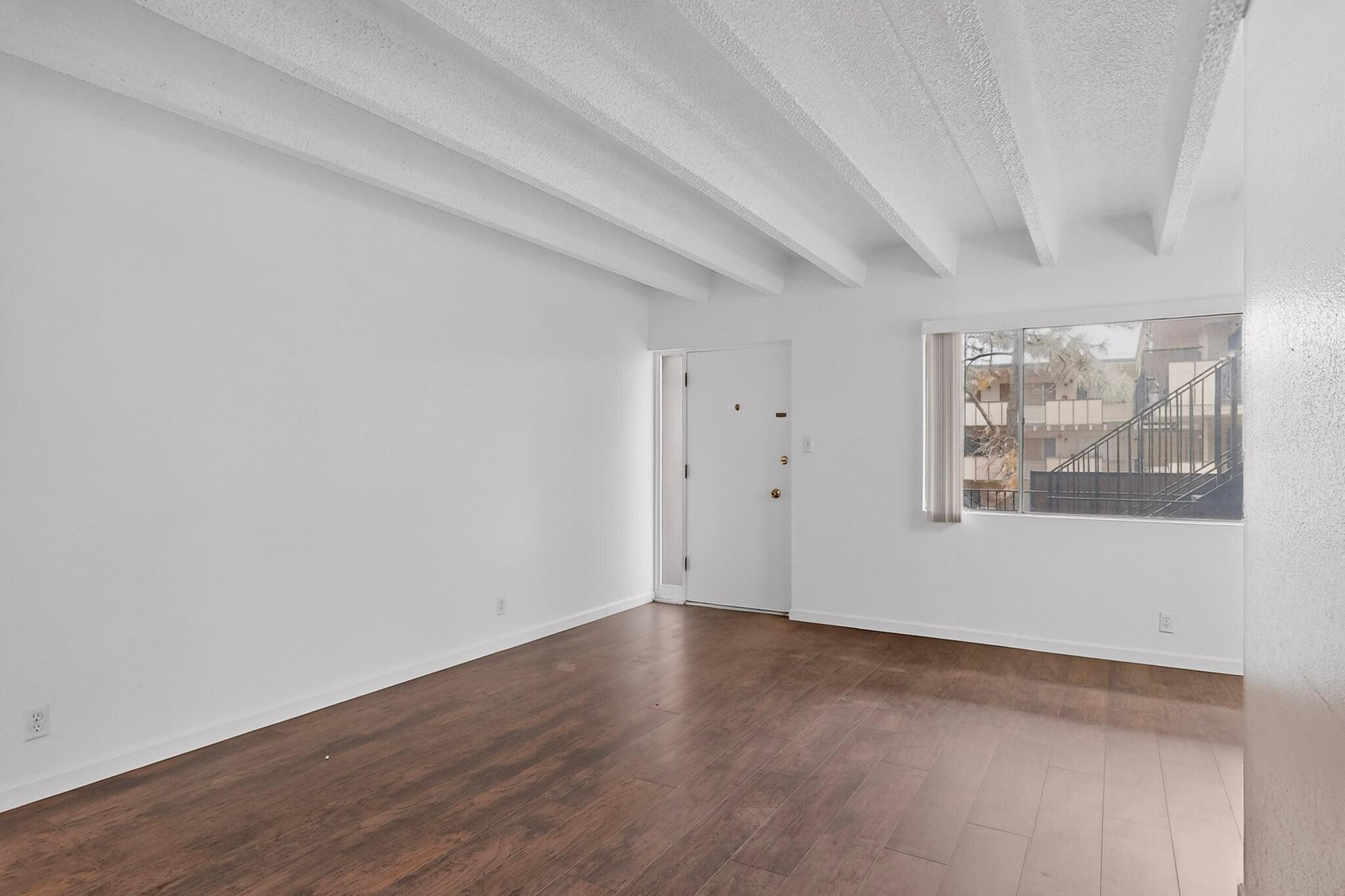 Photo 20 — 1100 Alvarado Drive SE APT 202