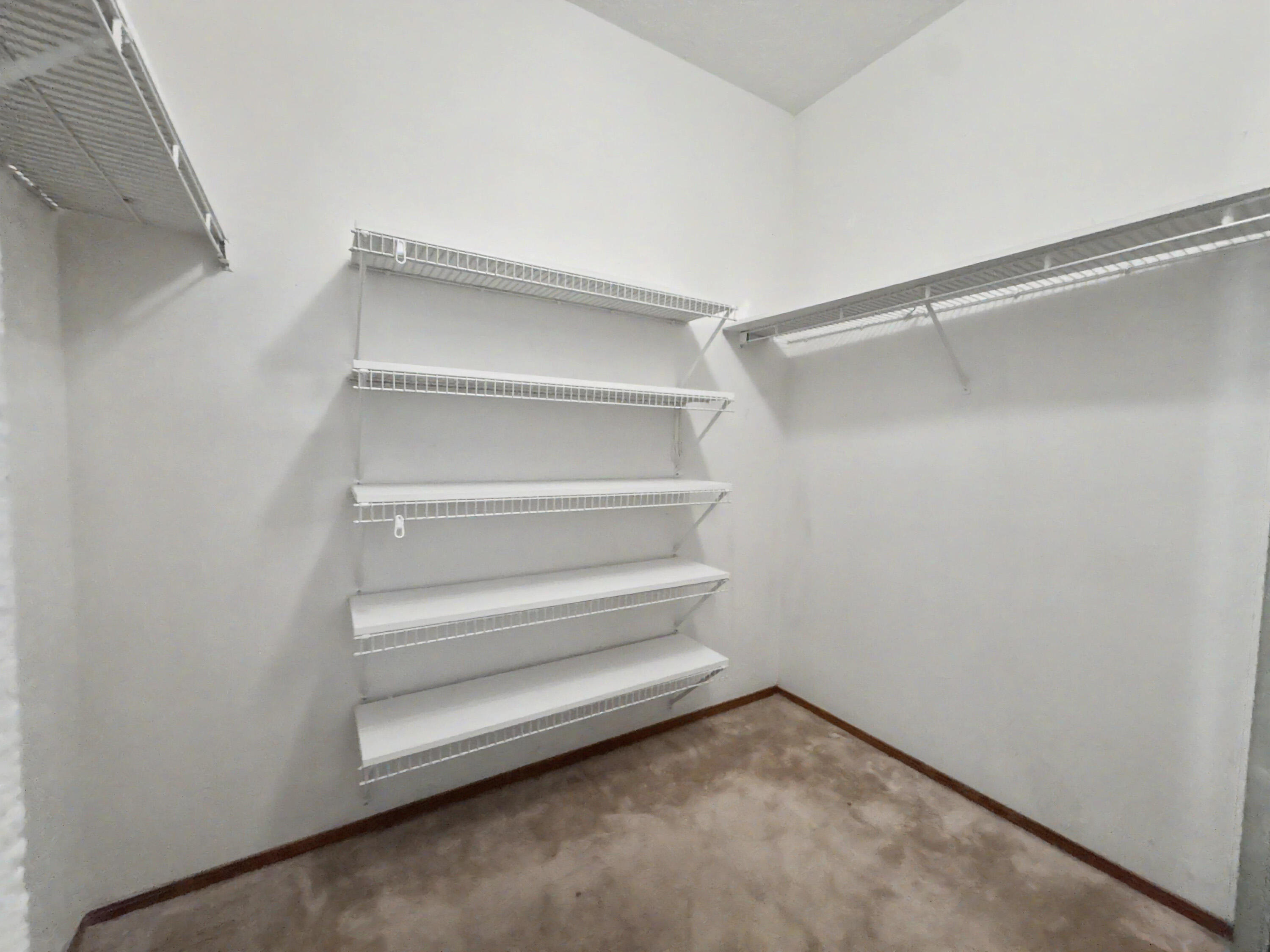 Photo 11 — 2613 Sandia Loop NE