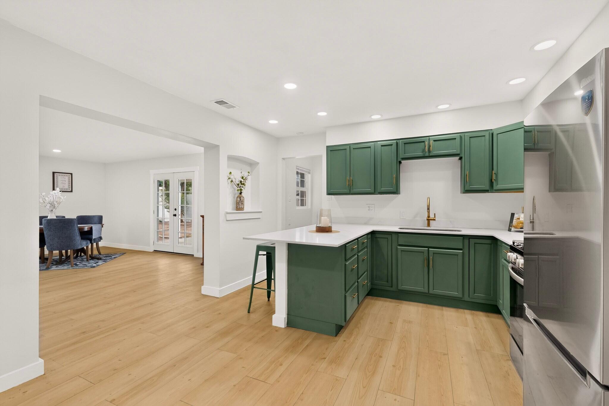 Photo 13 — 1108 Wade Circle NE