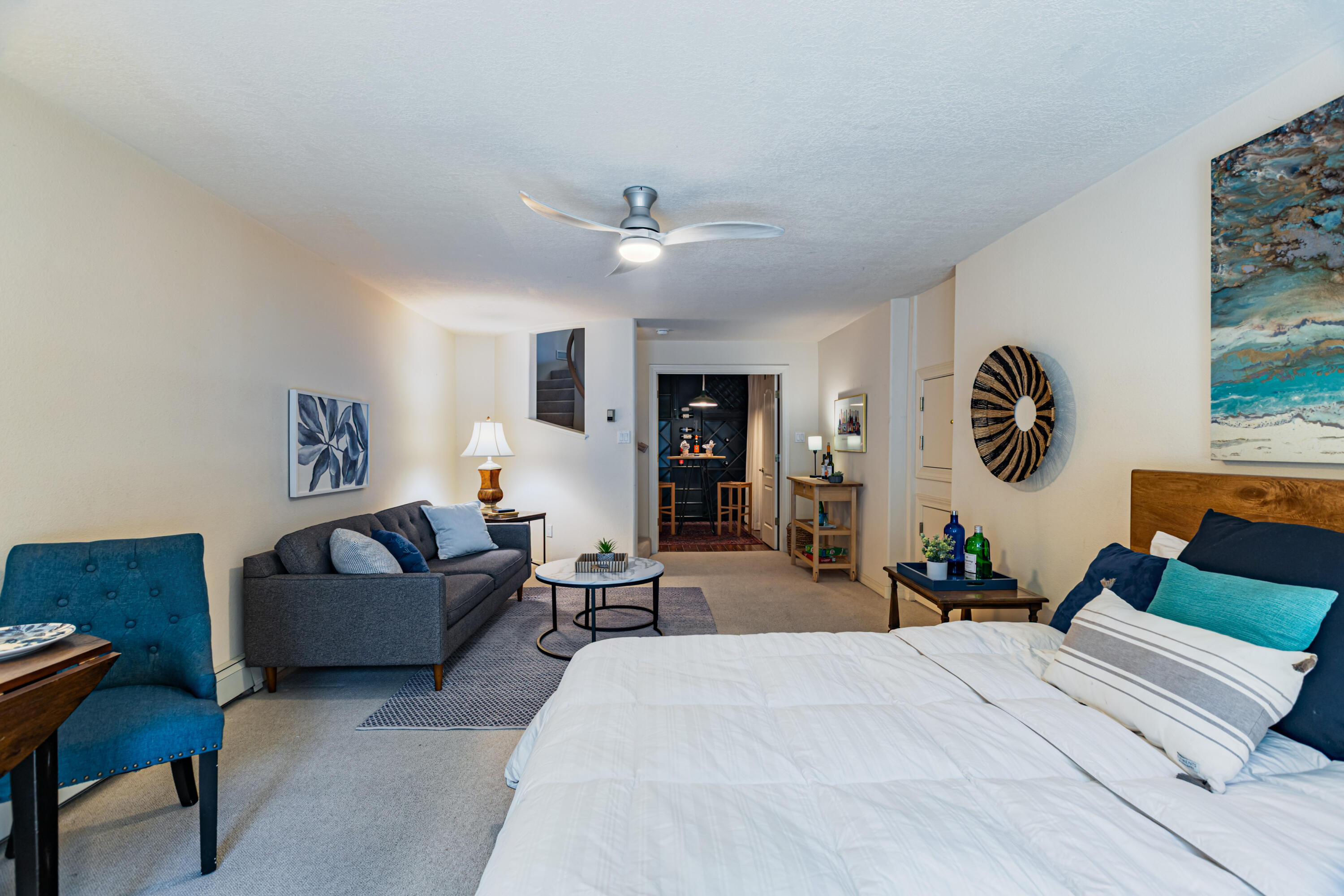 Photo 9 — 4612 Miramar Drive NW