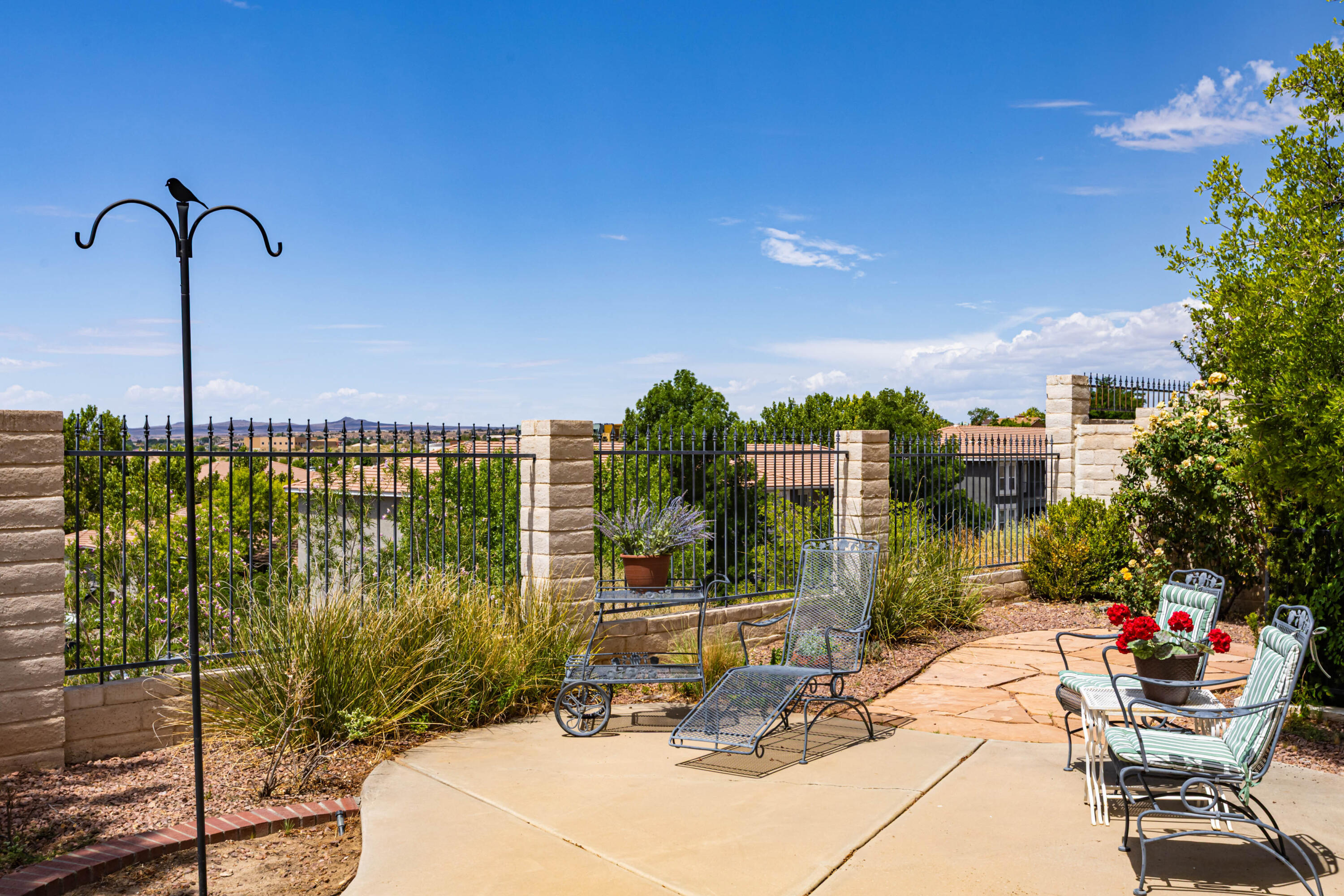 Photo 14 — 4612 Miramar Drive NW