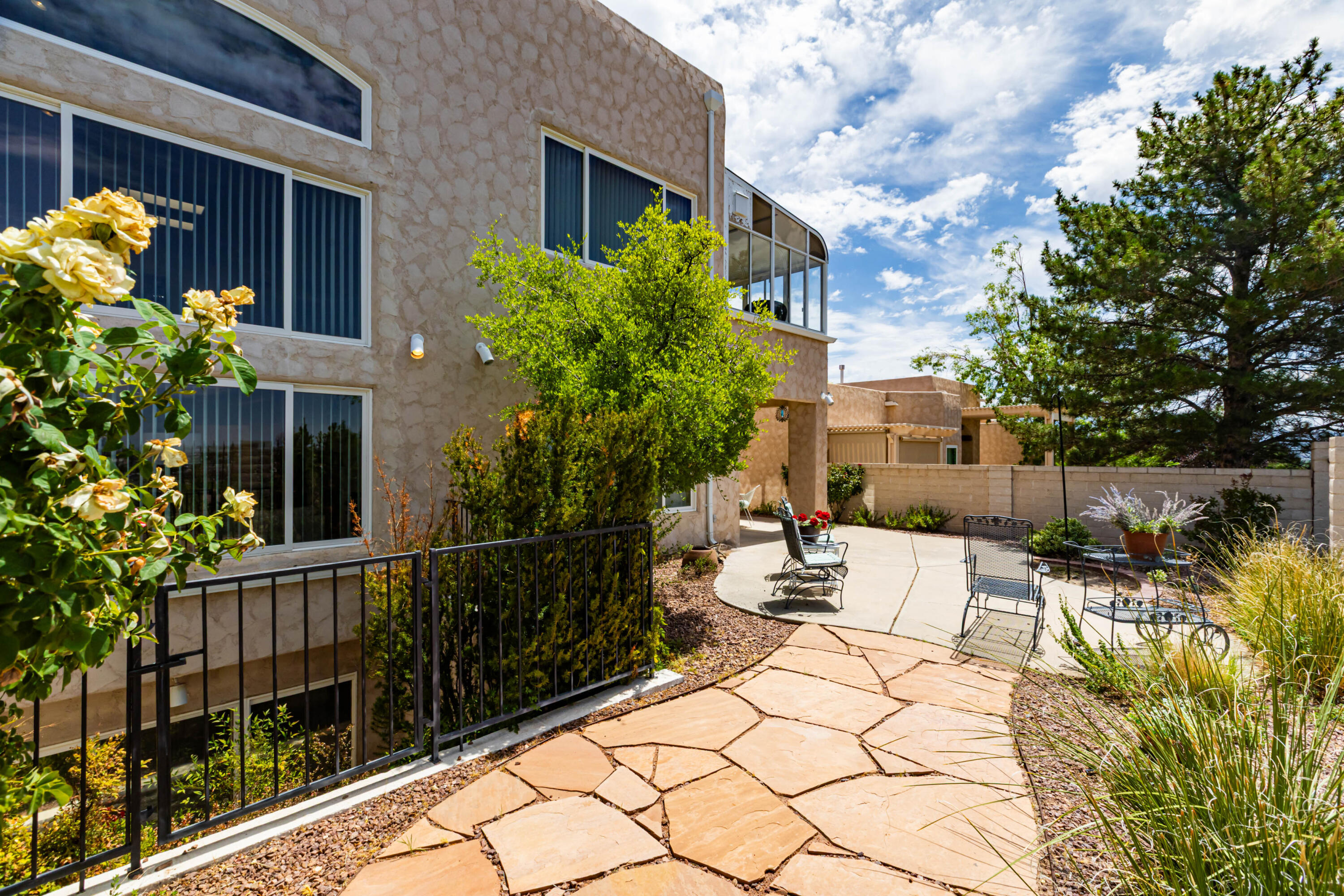 Photo 15 — 4612 Miramar Drive NW