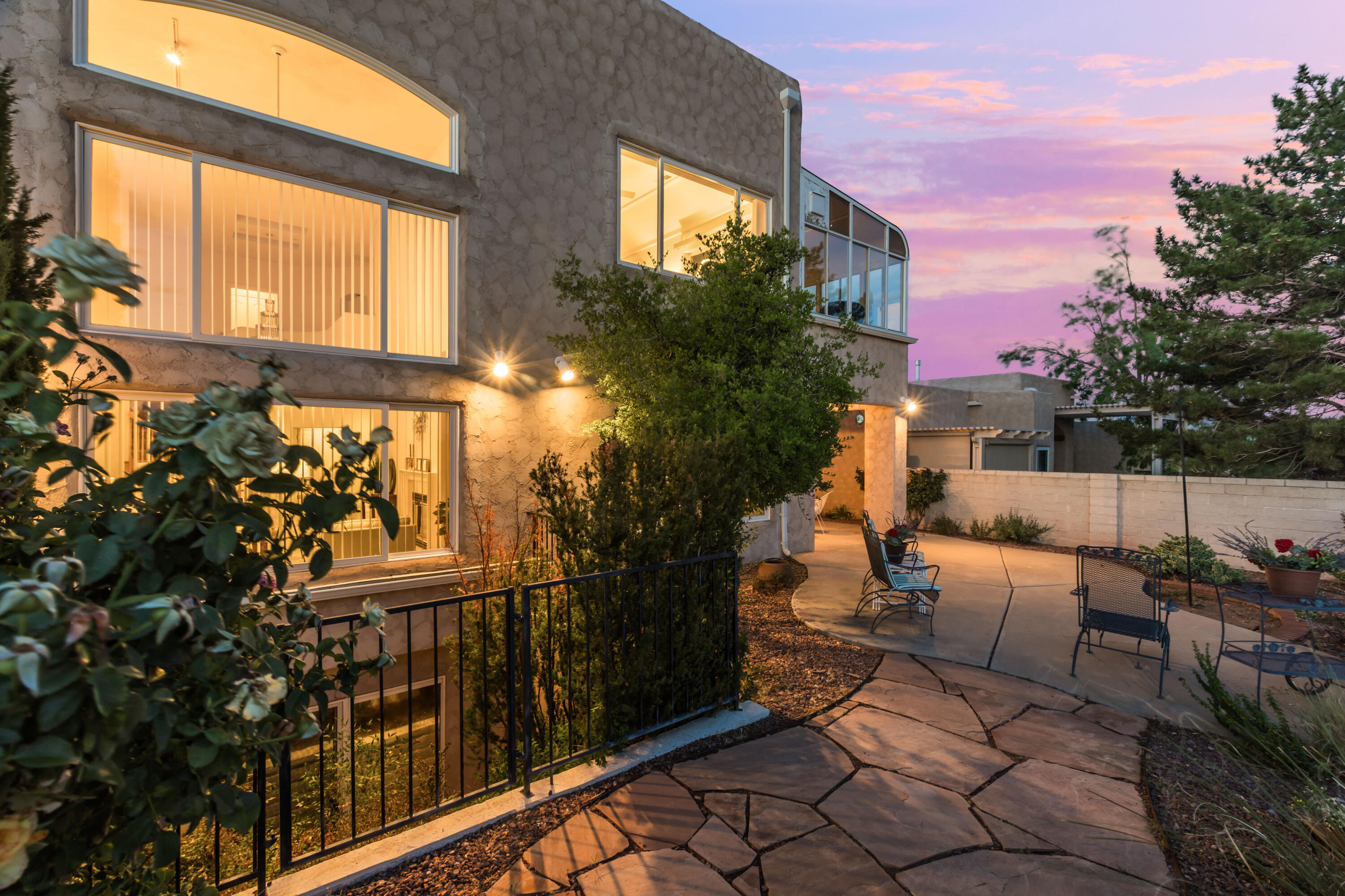 Photo 18 — 4612 Miramar Drive NW
